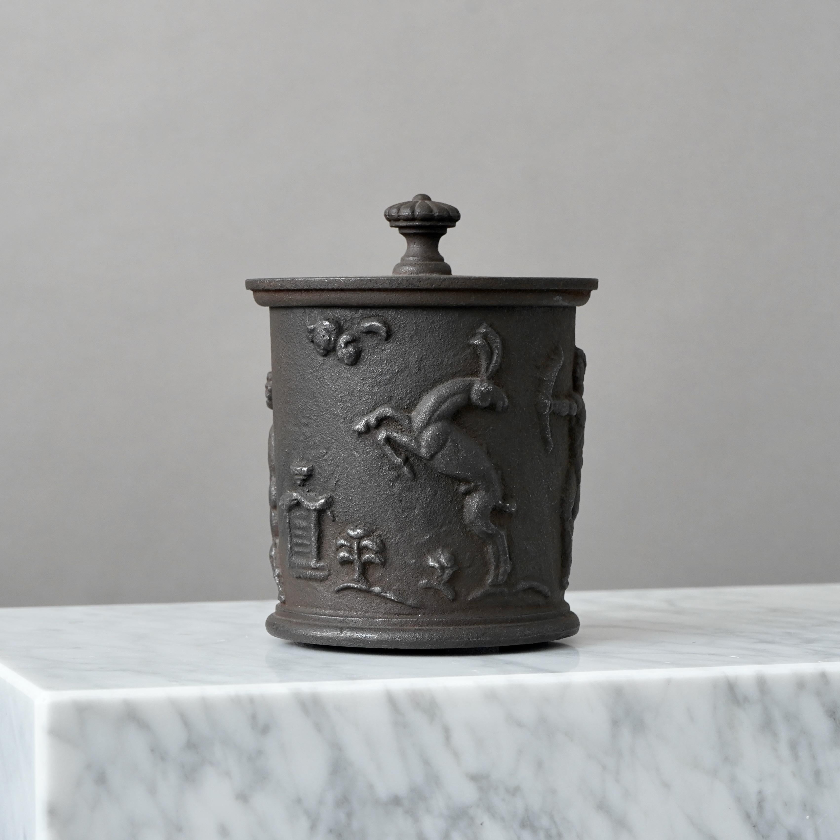 Art Deco Cast Iron Jar by Carl Elmberg, Nafveqvarns Bruk, Sweden, 1920s For Sale 8