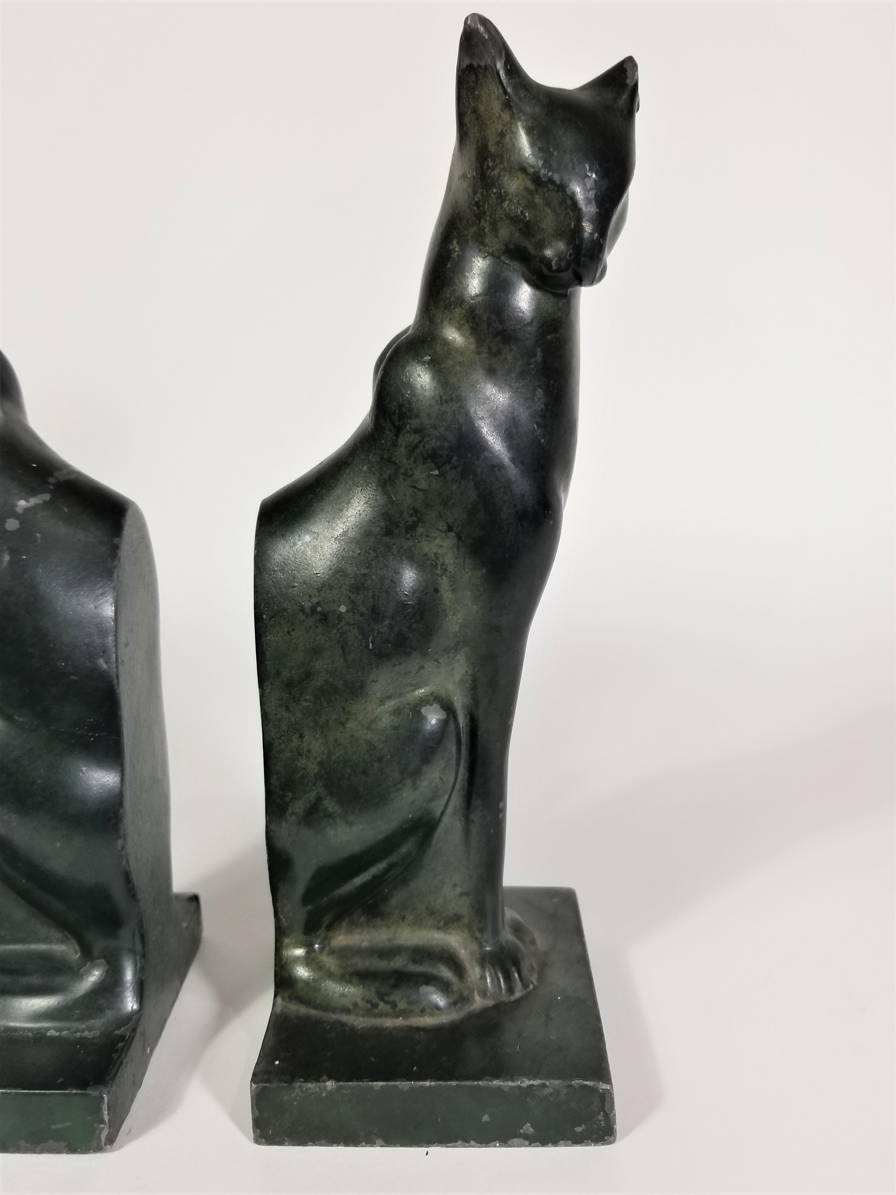 Art Deco Cast Iron Siamese Cat Bookends In Good Condition In New York, NY