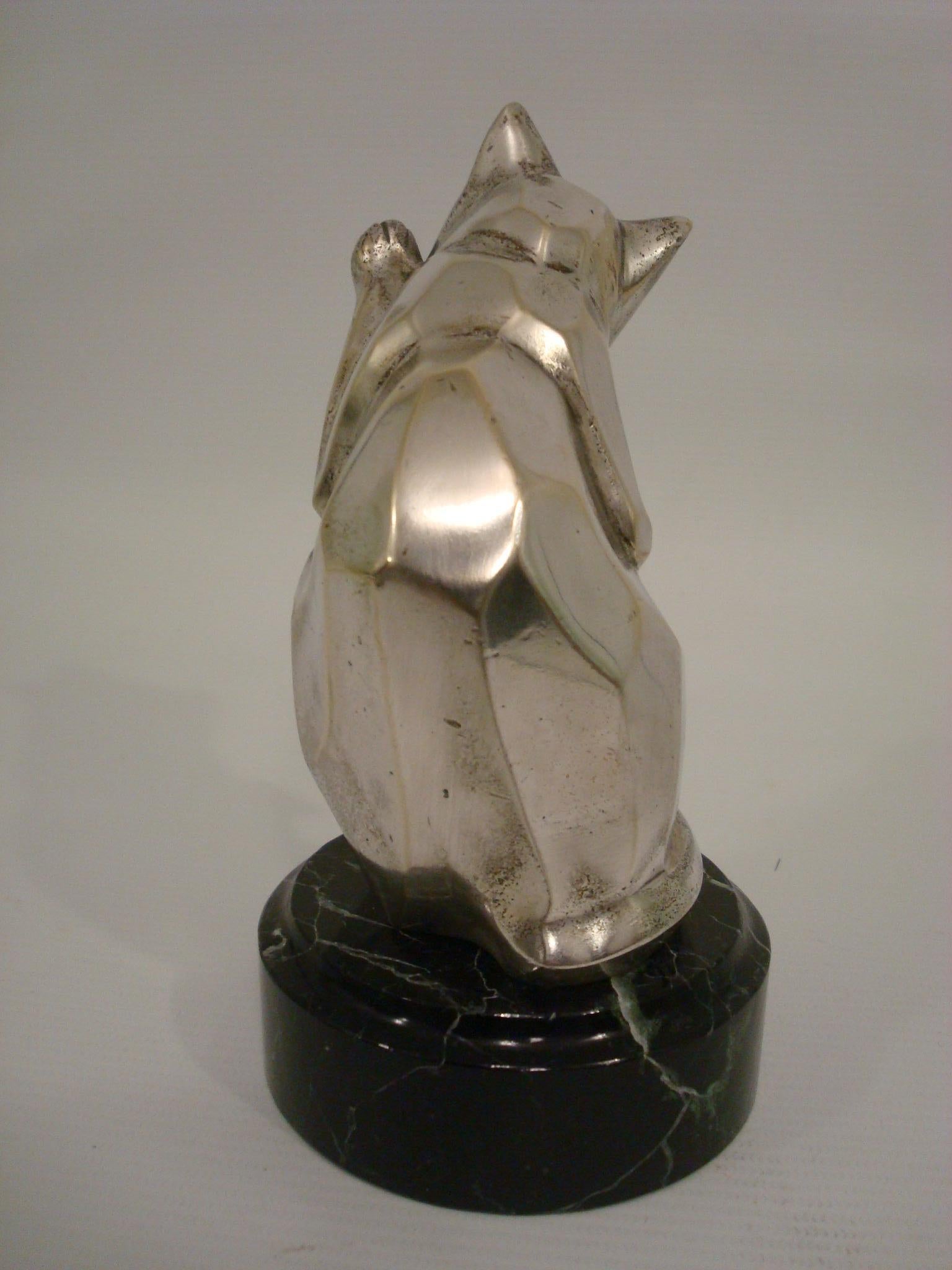 French Art Deco Cat Sculpture Paperweight Silvered Bronze. Signed Rochard, France 1920 For Sale