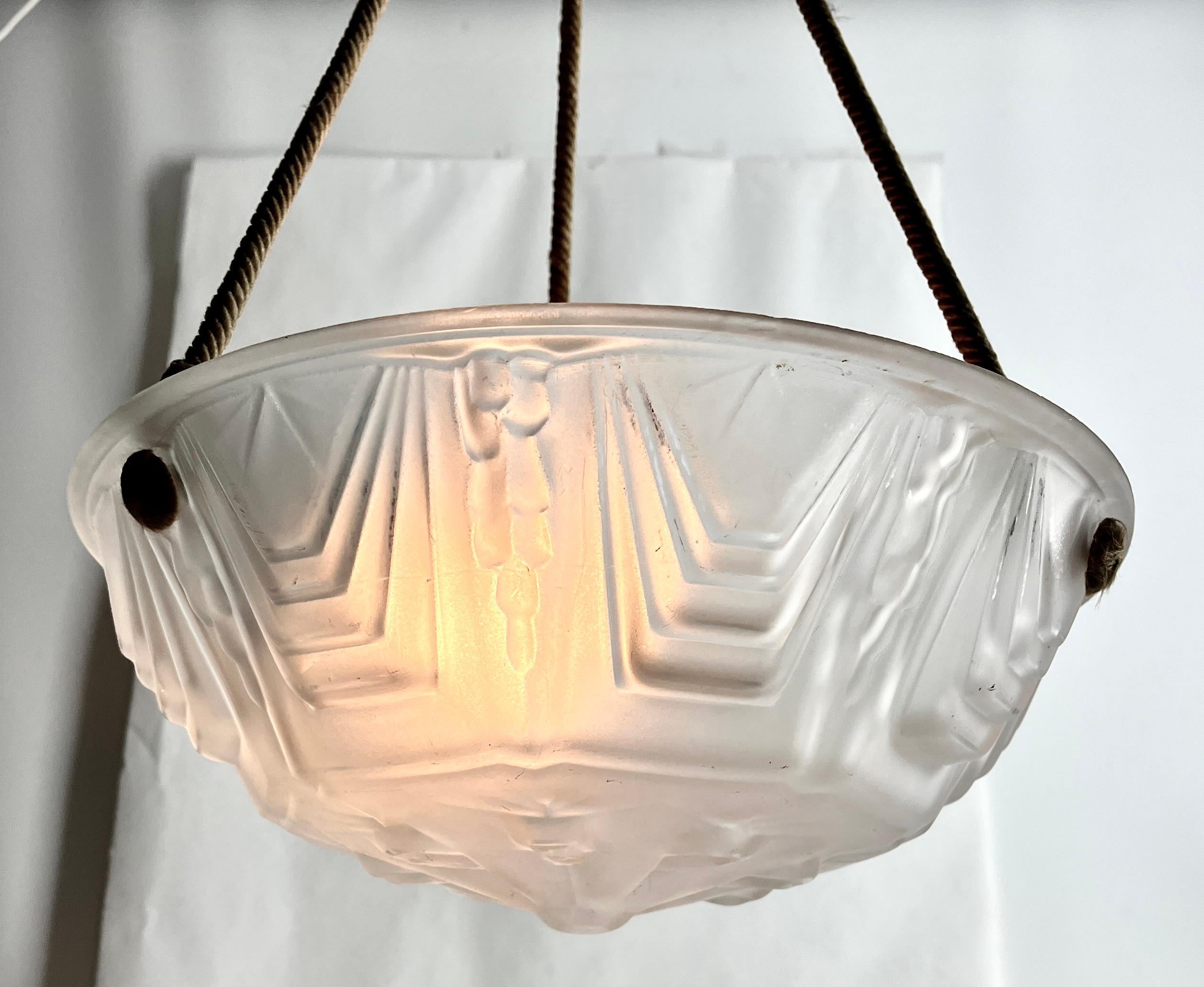 Art Deco Ceiling Lamp, French Glass Shade, 1930s For Sale 3