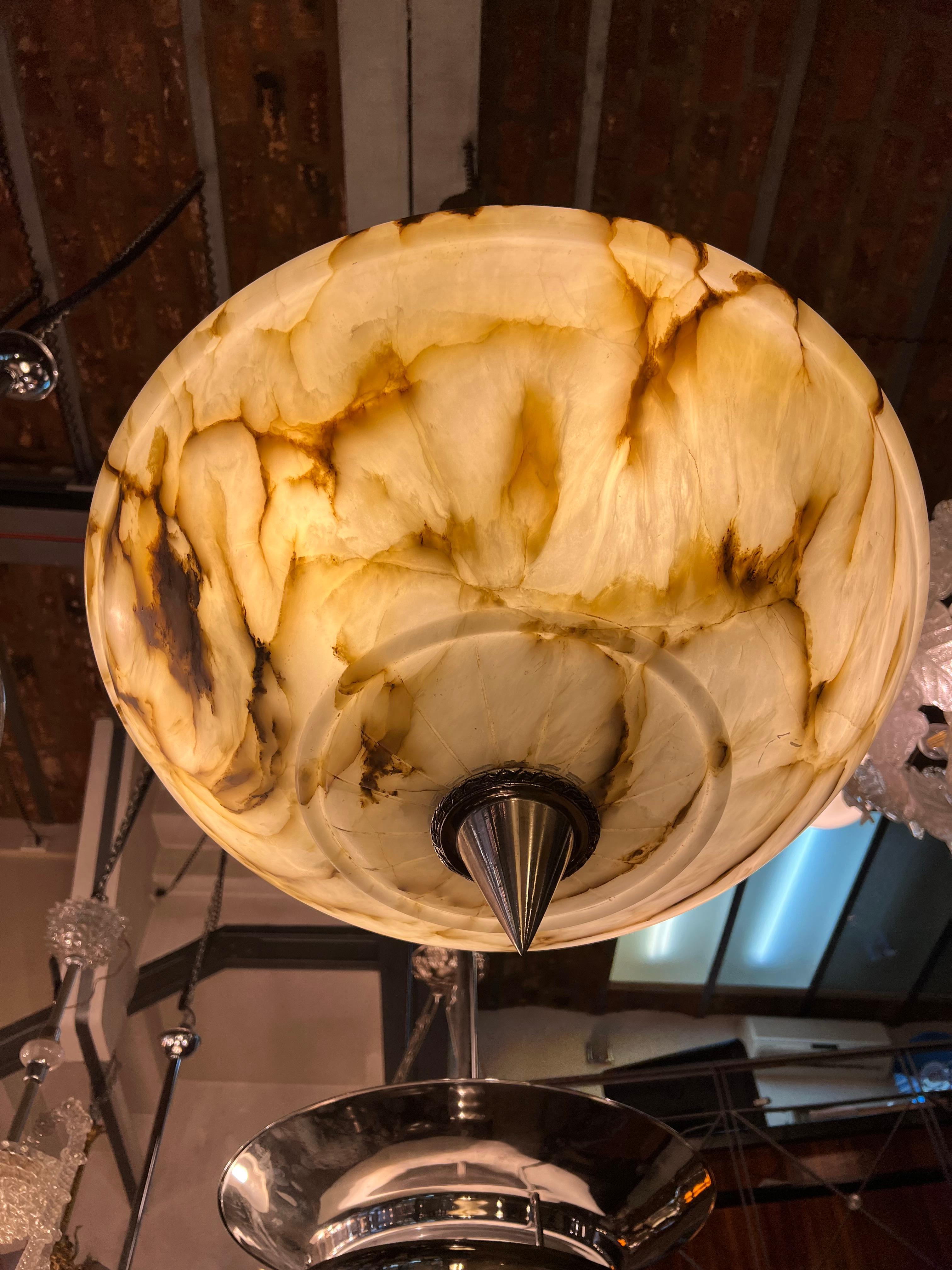 Art Deco Ceiling Lamp in Alabaster and Chrome, 1930, Measure: Diameter: 23.62 in For Sale 5