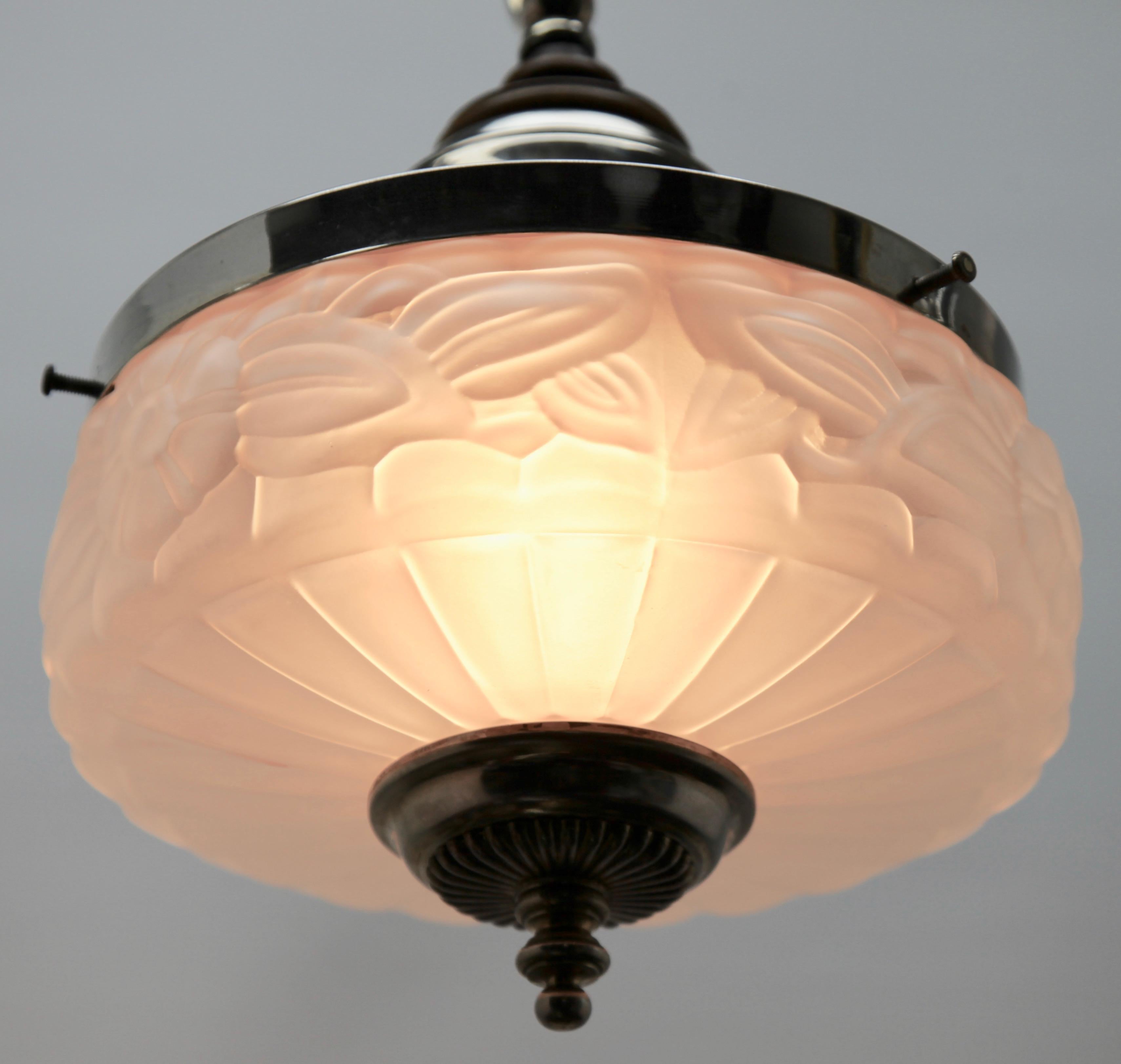 Mid-20th Century Art Deco Ceiling Lamp, Scailmont Belgium Glass Shade, 1930s