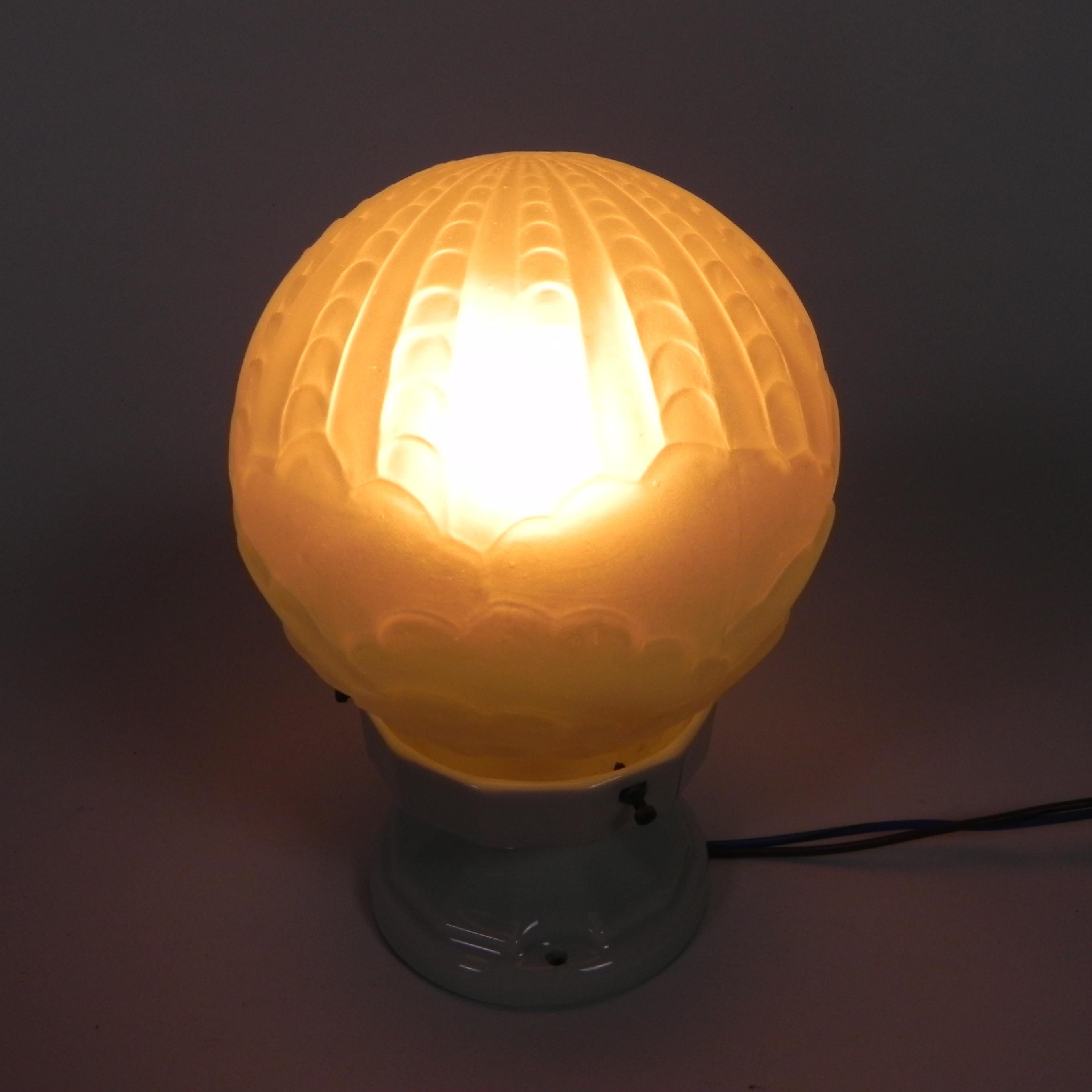 Art Deco ceiling lamp signed, Sonover, 1920s For Sale 5