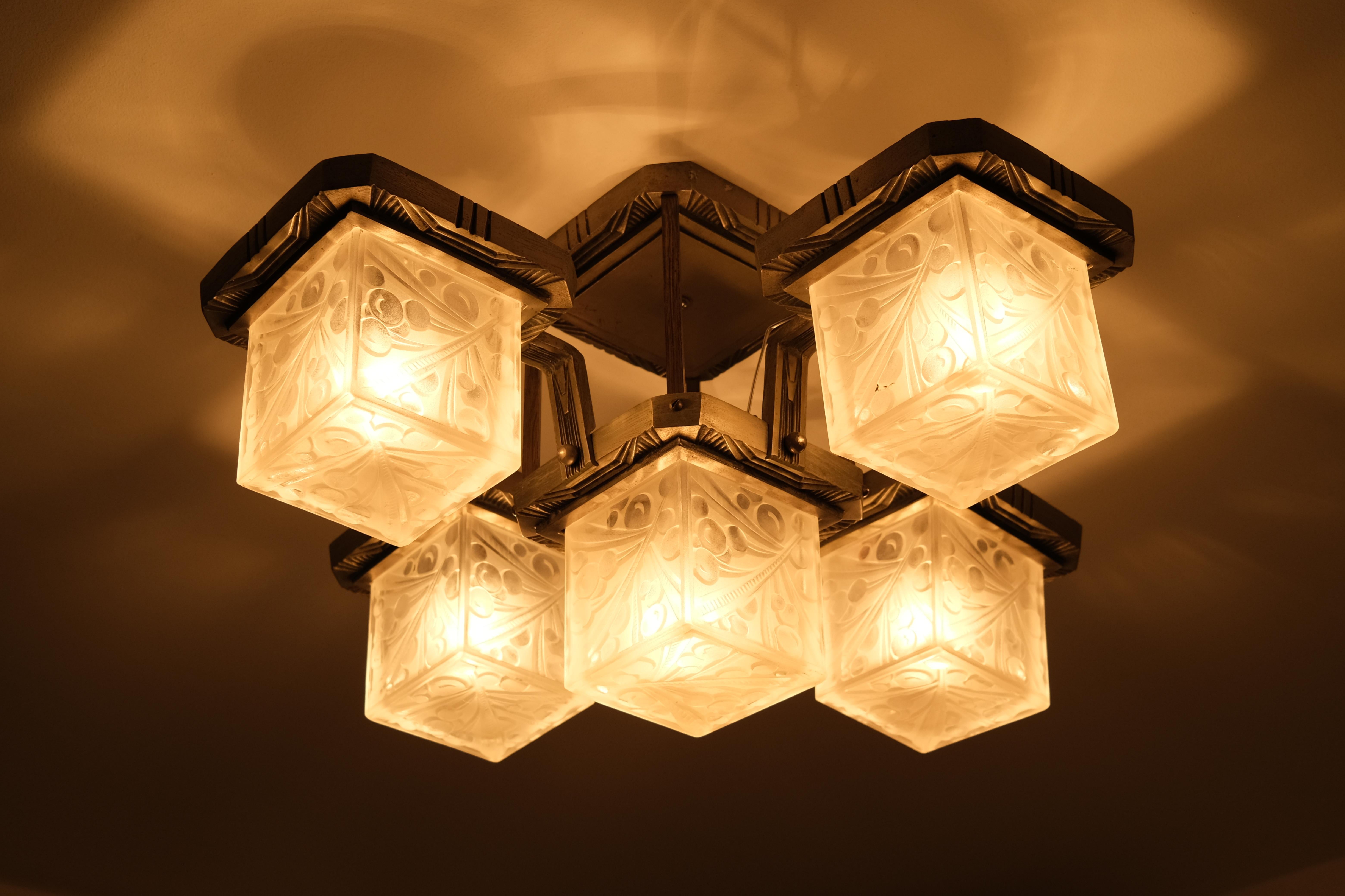 Art Deco Ceiling Lamp with Bronze Mount and Glass Shades, France 1920s For Sale 3
