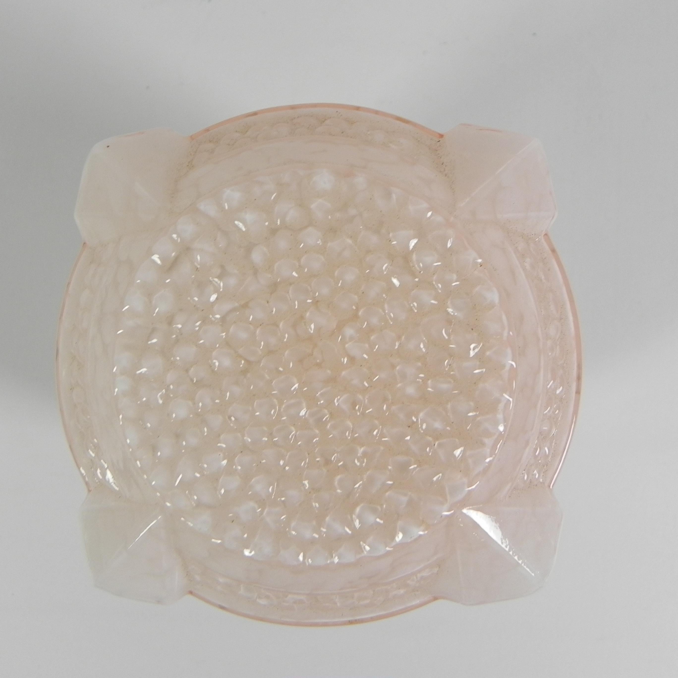 Mid-20th Century Art Deco ceiling lamp with pink cloudy shade For Sale