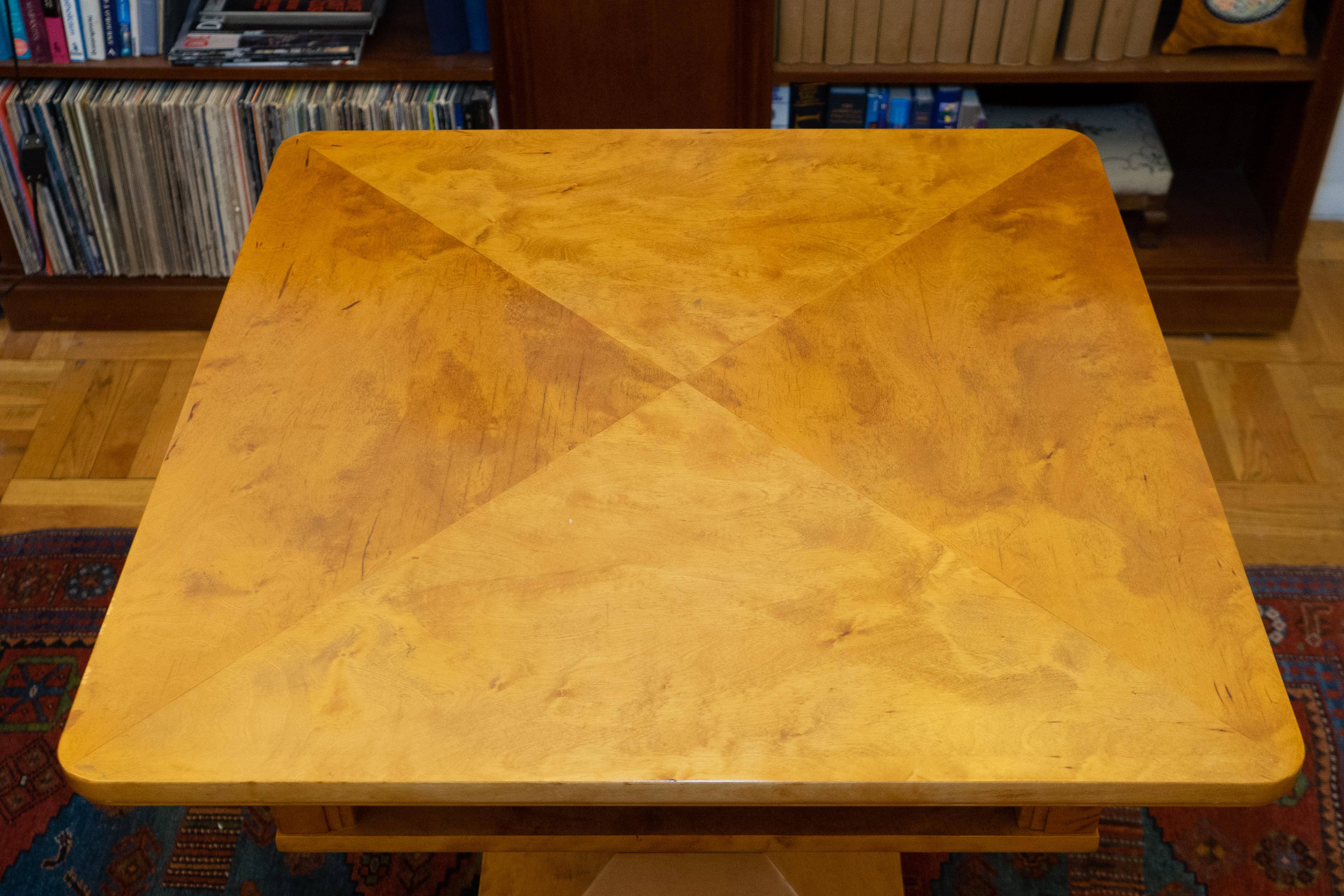 Art Deco Center Table in Birch For Sale 4