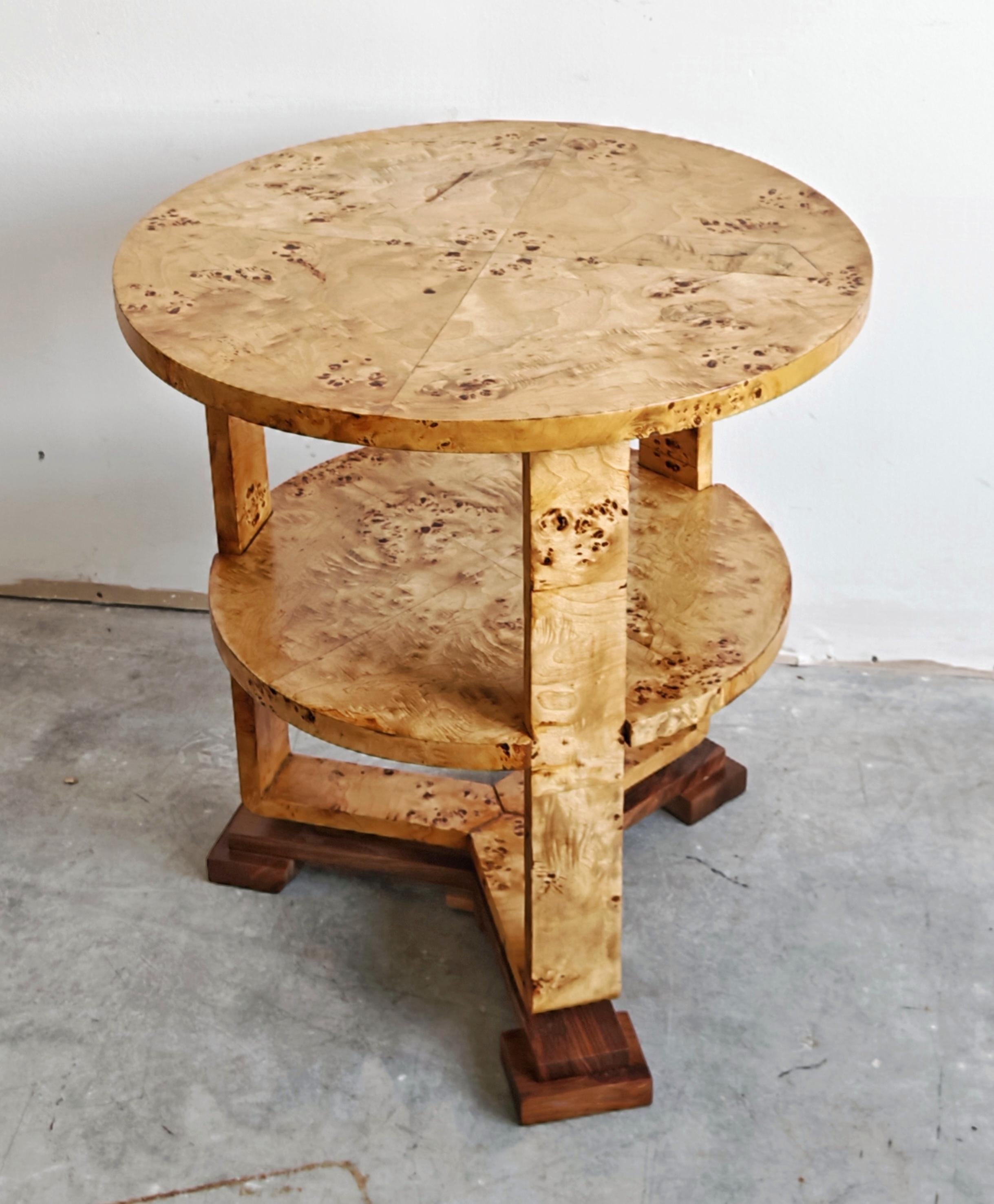 Milieu du XXe siècle Table centrale Art Déco en bois de ronce pour entrée, Autriche, années 1930 en vente