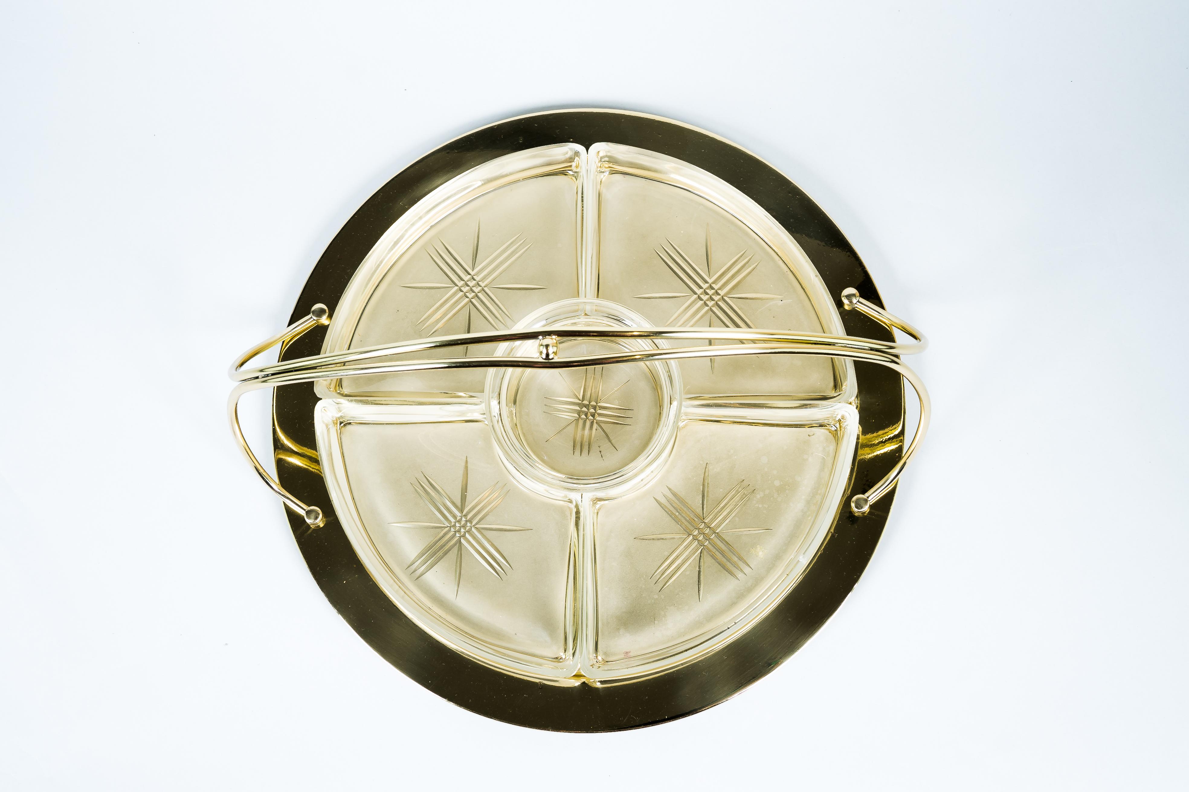 Art Deco Centerpiece Cut Glass and Brass Execution, Around 1920s For Sale 6