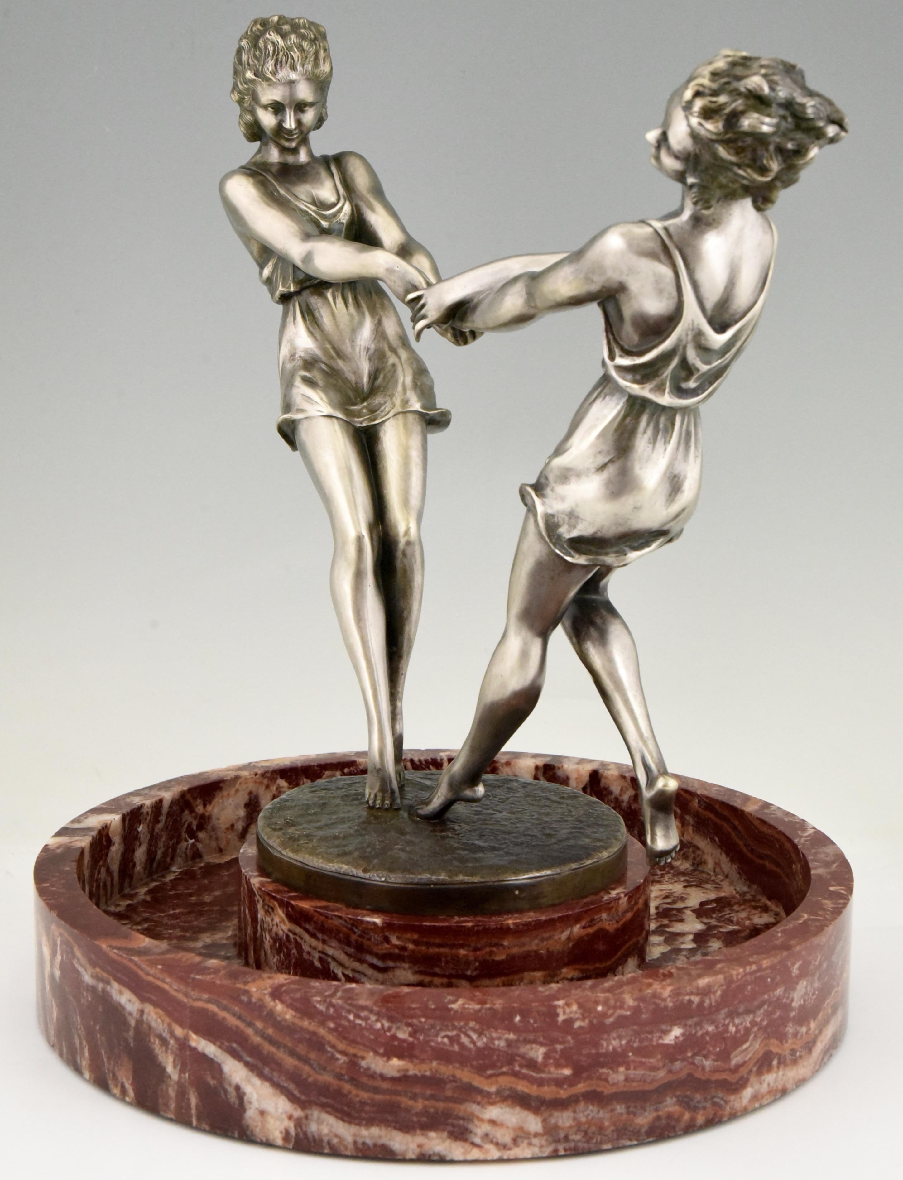 Art Deco Tafelaufsatz mit Bronzeskulptur von tanzenden Mädchen Andre Gilbert, 1925 (Art déco) im Angebot