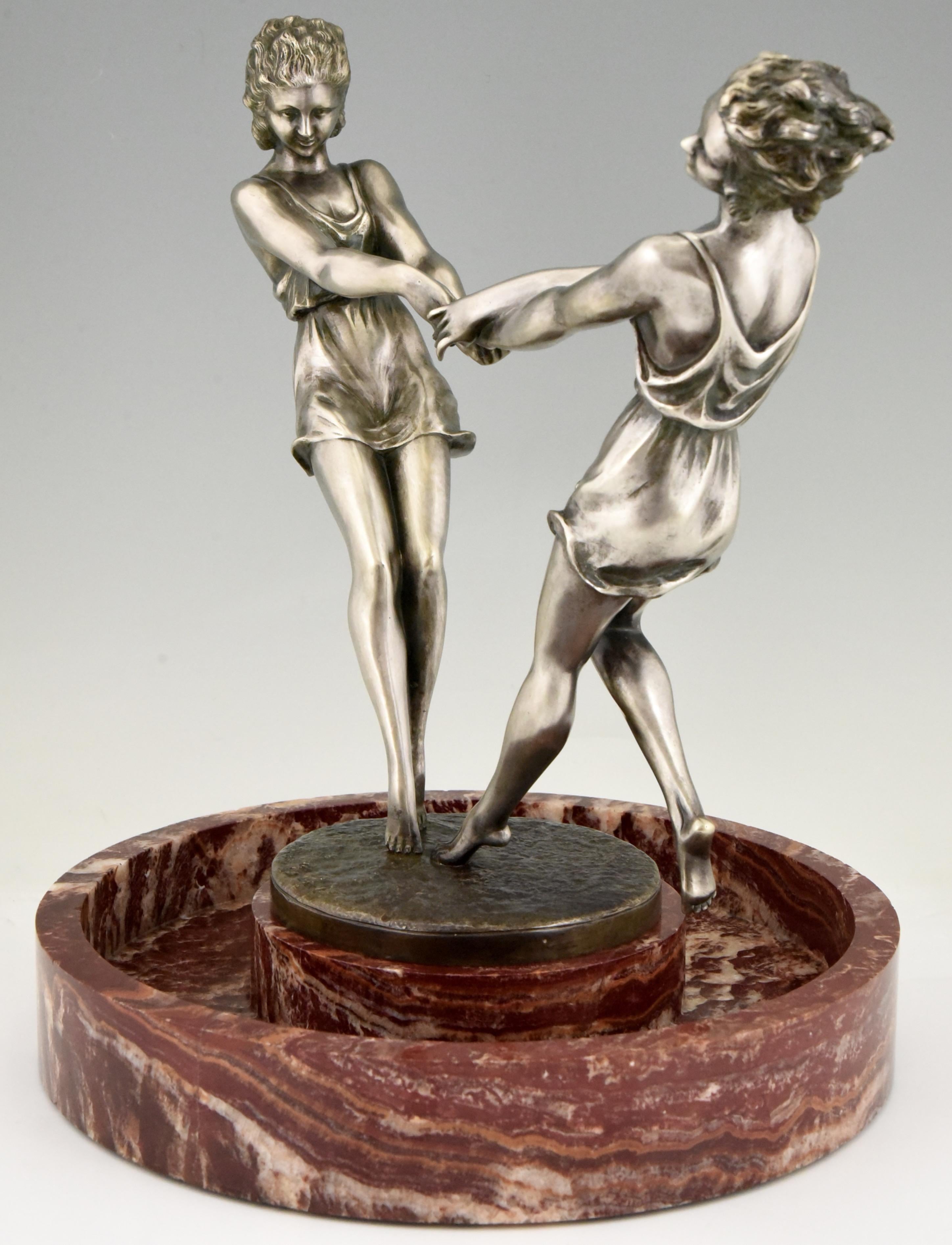 Francese Centrotavola Art Déco con scultura in bronzo di ragazze danzanti Andre Gilbert, 1925 in vendita