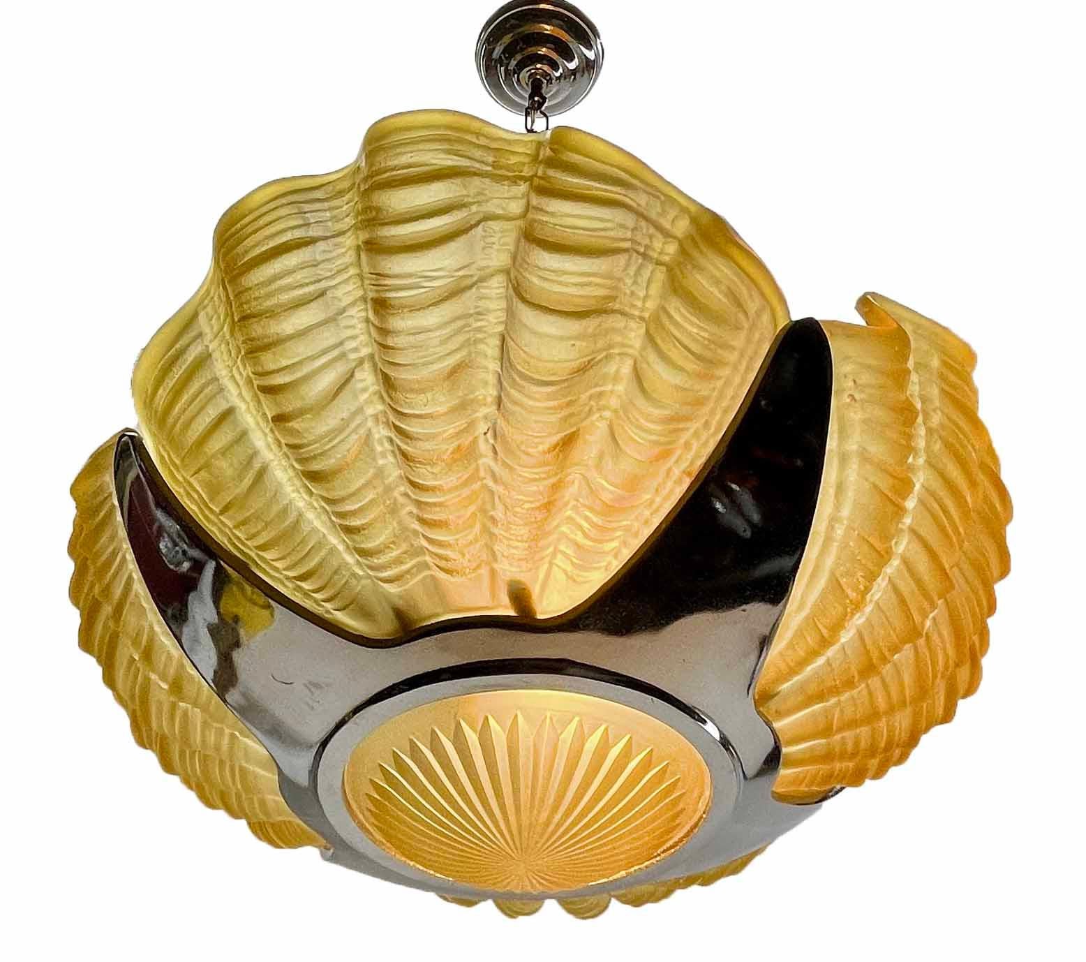 French Art Deco Central Pendant Lamp Whit Four Clam Shells and Framework of Chrome For Sale