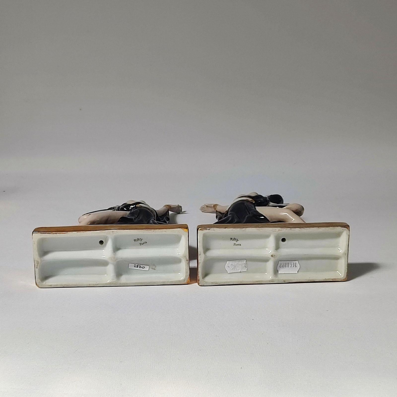 Serre-livres Art Déco en céramique danseurs par ROBJ, France en vente 4