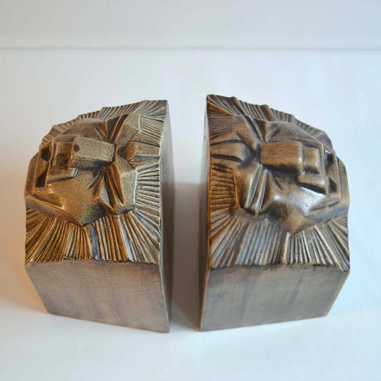 Art Deco Bookends in Ceramic with the Shape of Lion Heads In Excellent Condition For Sale In London, GB