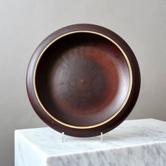 Keramikschale im Art déco-Stil von Gunnar Nylund. Rorstrand, Schweden, 1930er-Jahre. Brown Gold.