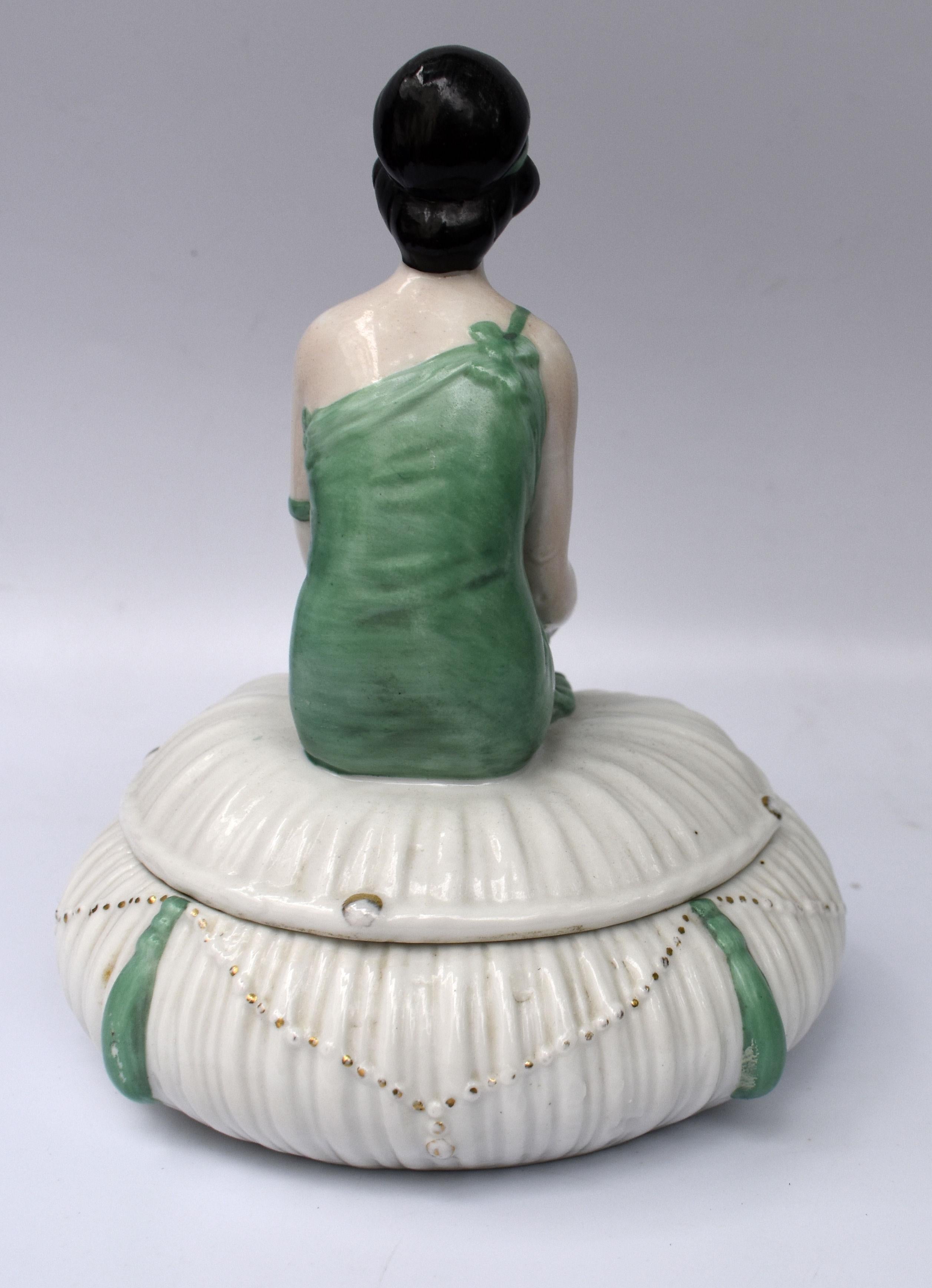Figurale Pulverschale aus Keramik im Art déco-Stil, um 1930 im Angebot 2