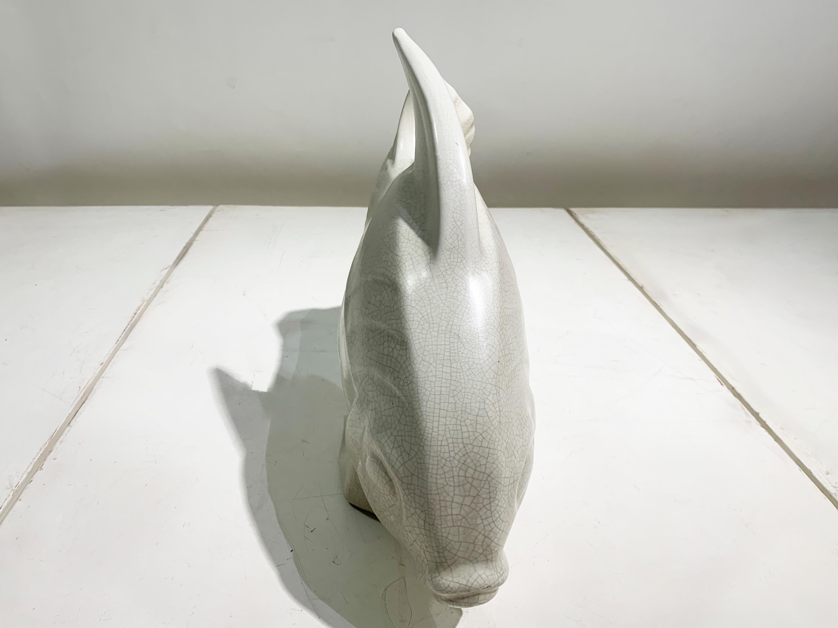 Sculpture de poisson en céramique Art déco, française, 1930, attribuée à LEJAN en vente 1