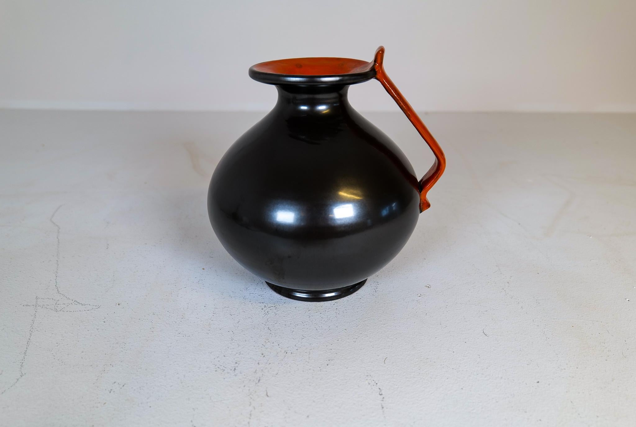 Art Deco Ceramic Globe Vase Ekeby, Sweden, 1930s In Good Condition For Sale In Hillringsberg, SE