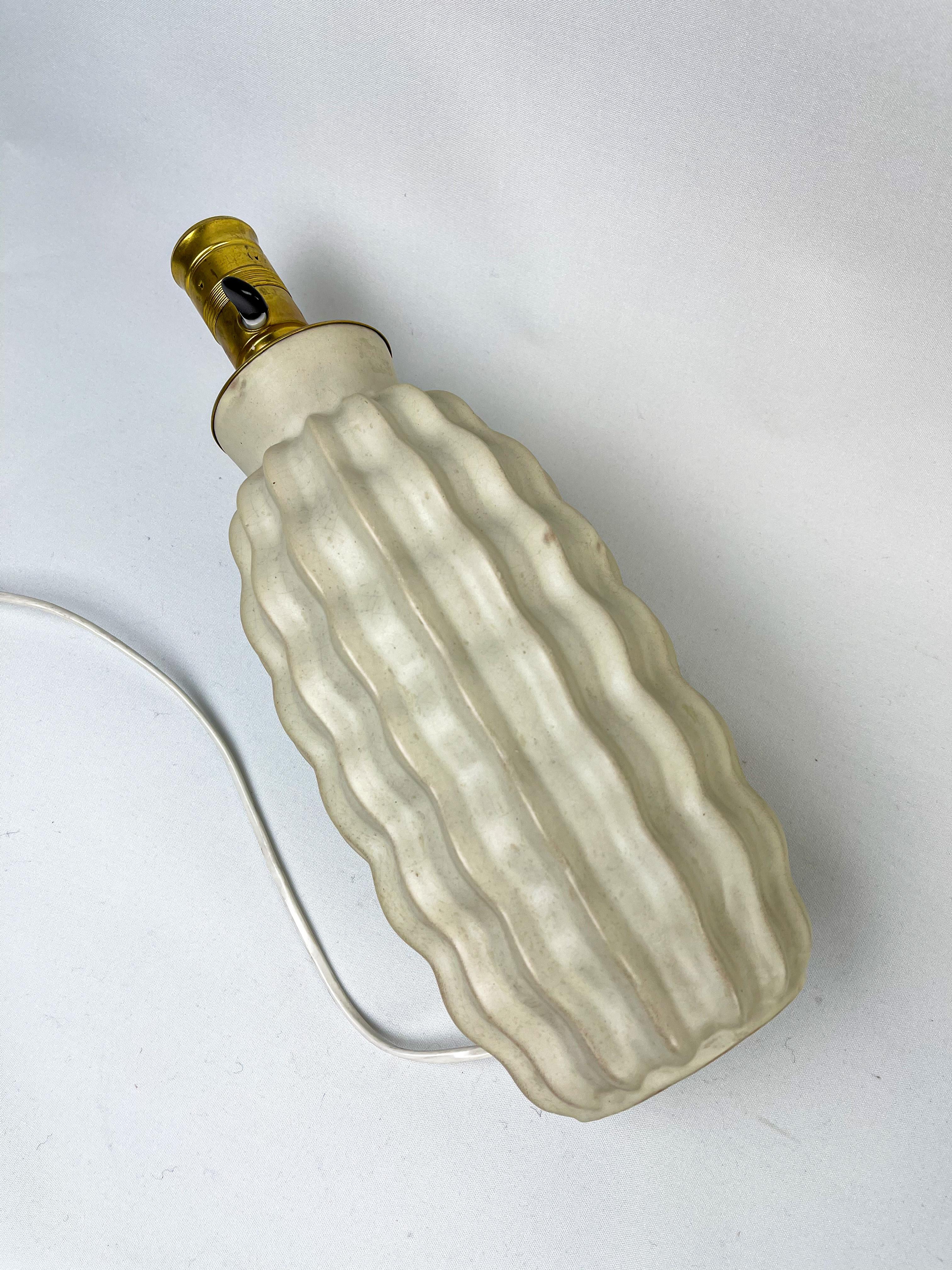 Lampe de bureau organique en céramique Art Déco par Upsala Ekeby, Suède en vente 3