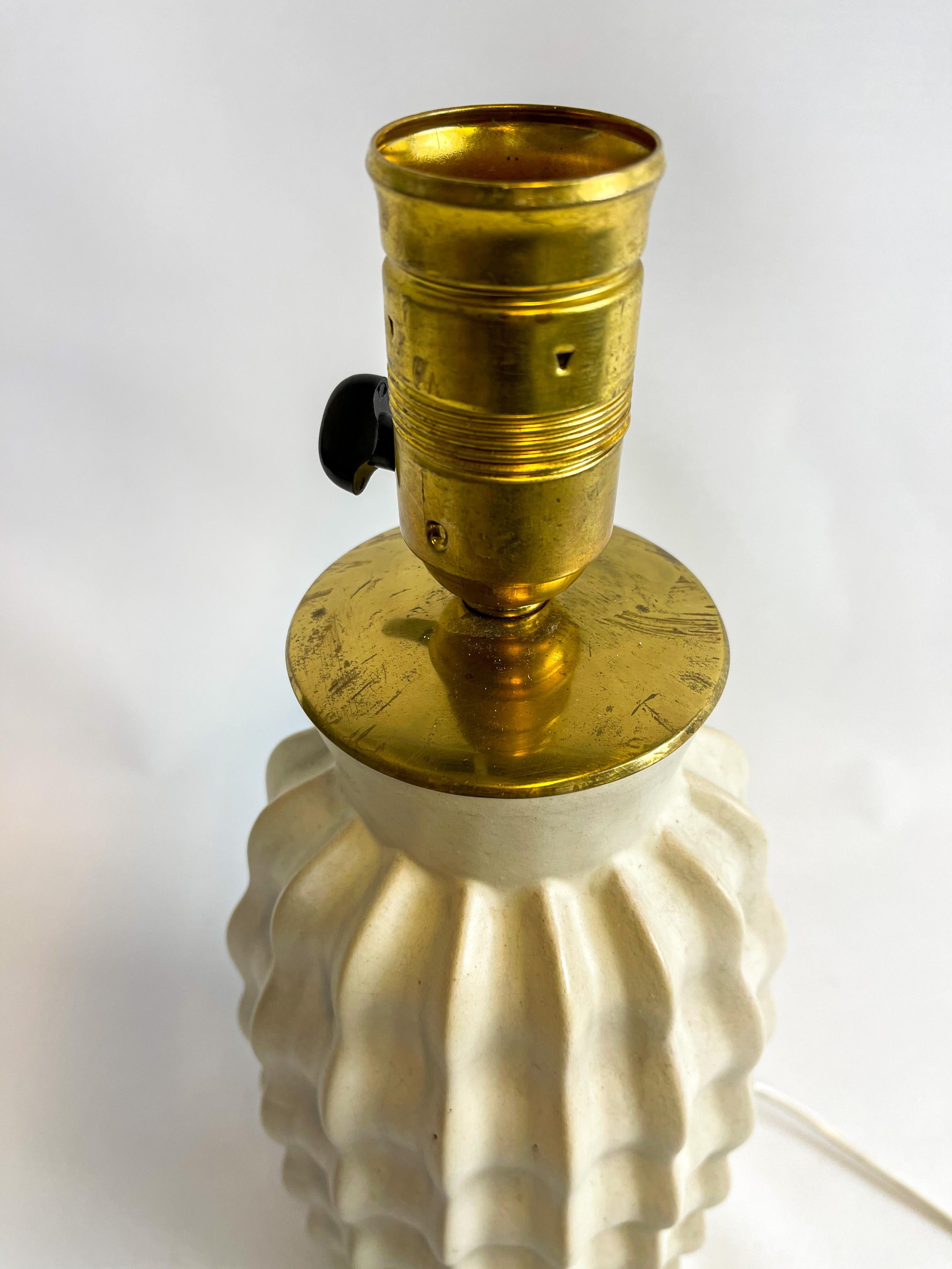 Lampe de bureau organique en céramique Art Déco par Upsala Ekeby, Suède en vente 1
