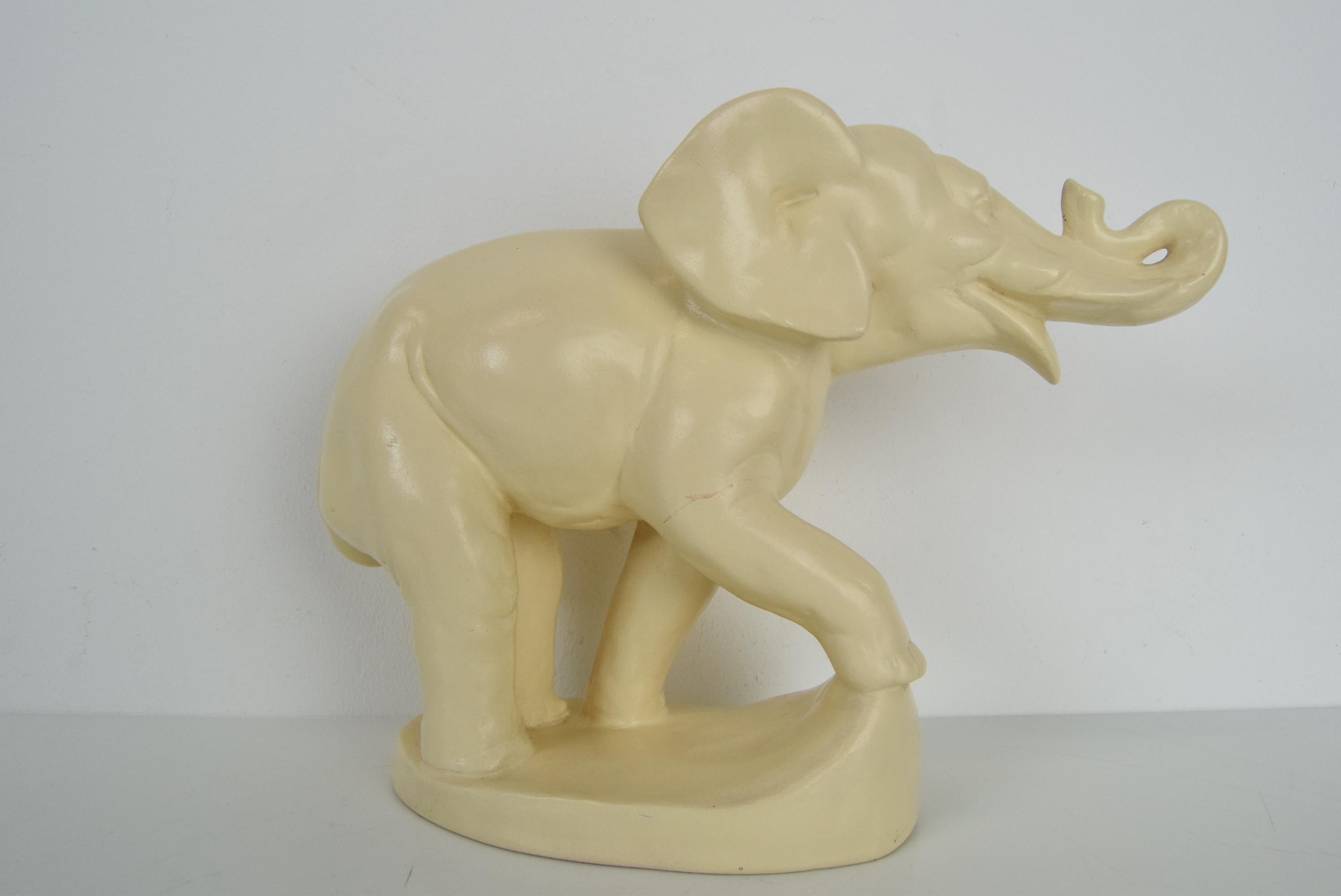 Mid-20th Century Art Deco Ceramic Sculpture Elephant, Czechoslovakia, 1930s For Sale