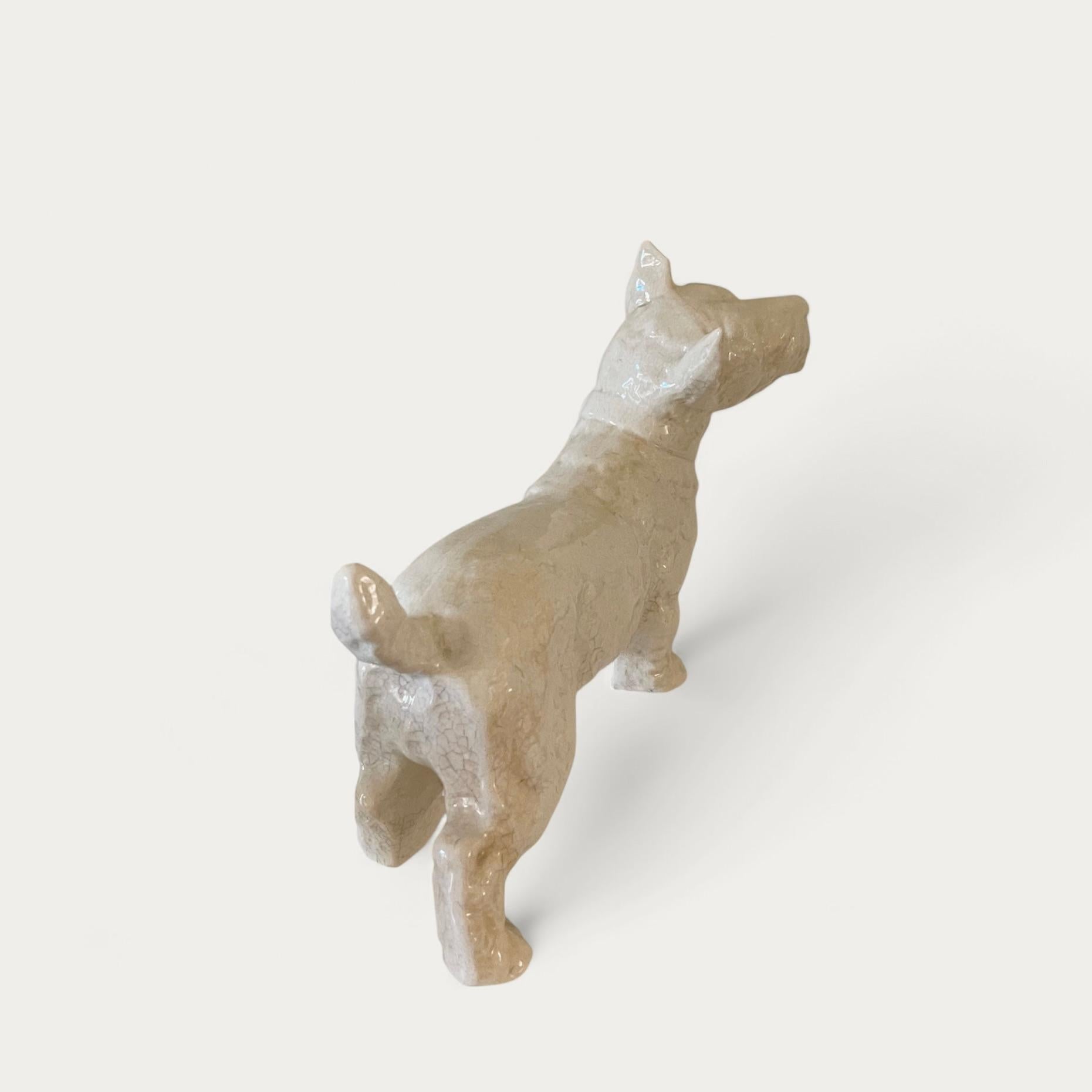 Sculpture en céramique Art Déco d'un chien Terrier circa 1930 en vente 2