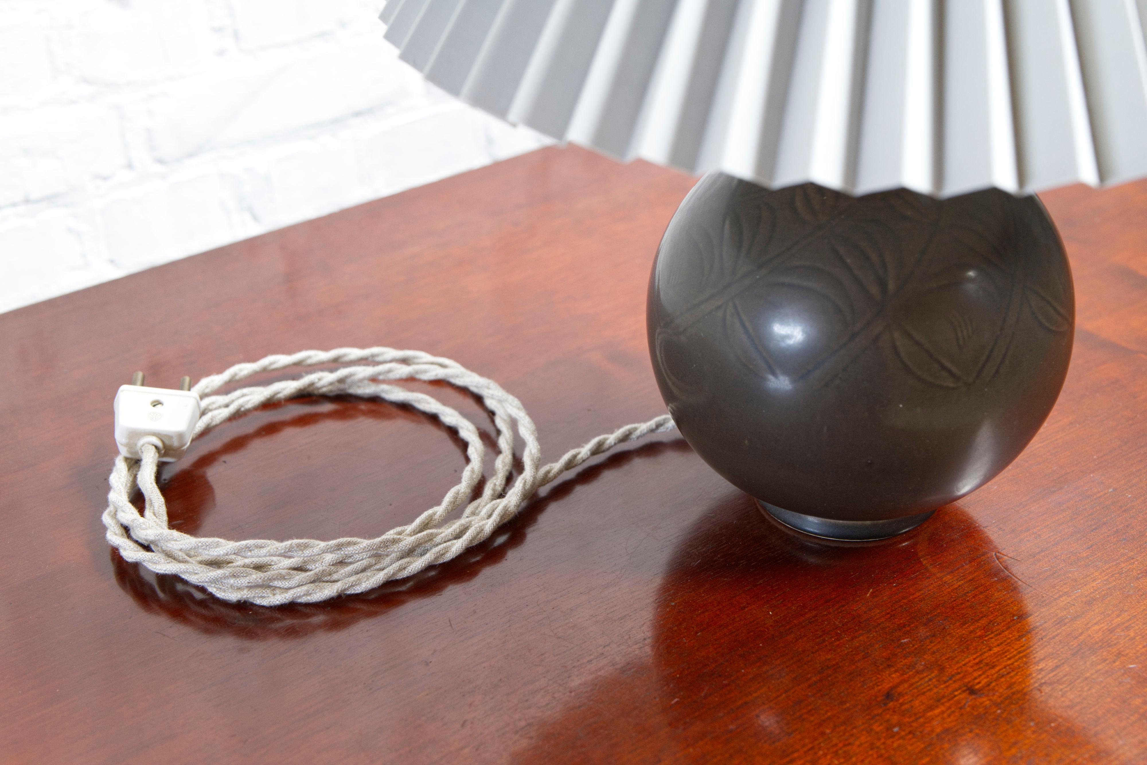 Lámpara de sobremesa de cerámica Art Déco de Nils Thorsson para Aluminia Royal Copenhagen, 1950 Danés en venta