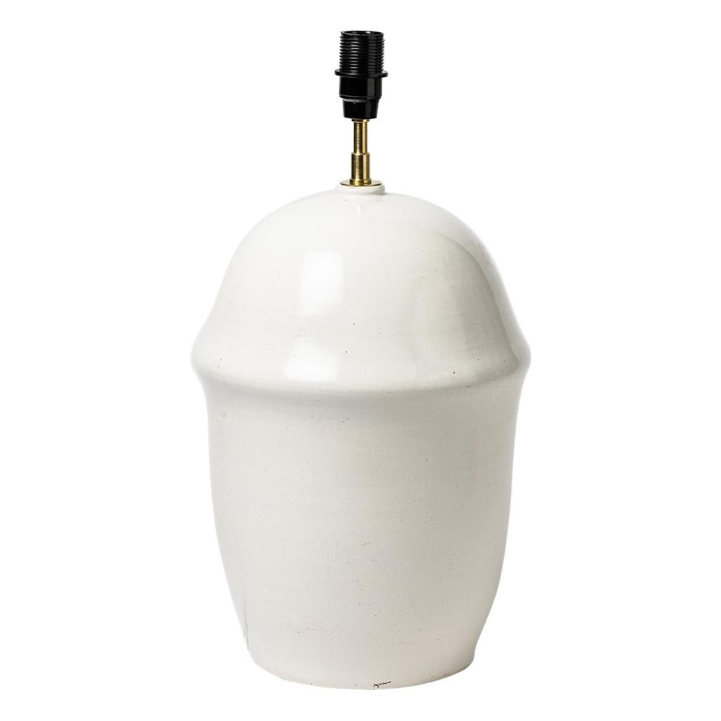 Lampe de bureau en céramique Art Déco couleur poterie blanche dans le style de Jean Besnard, 1930 en vente