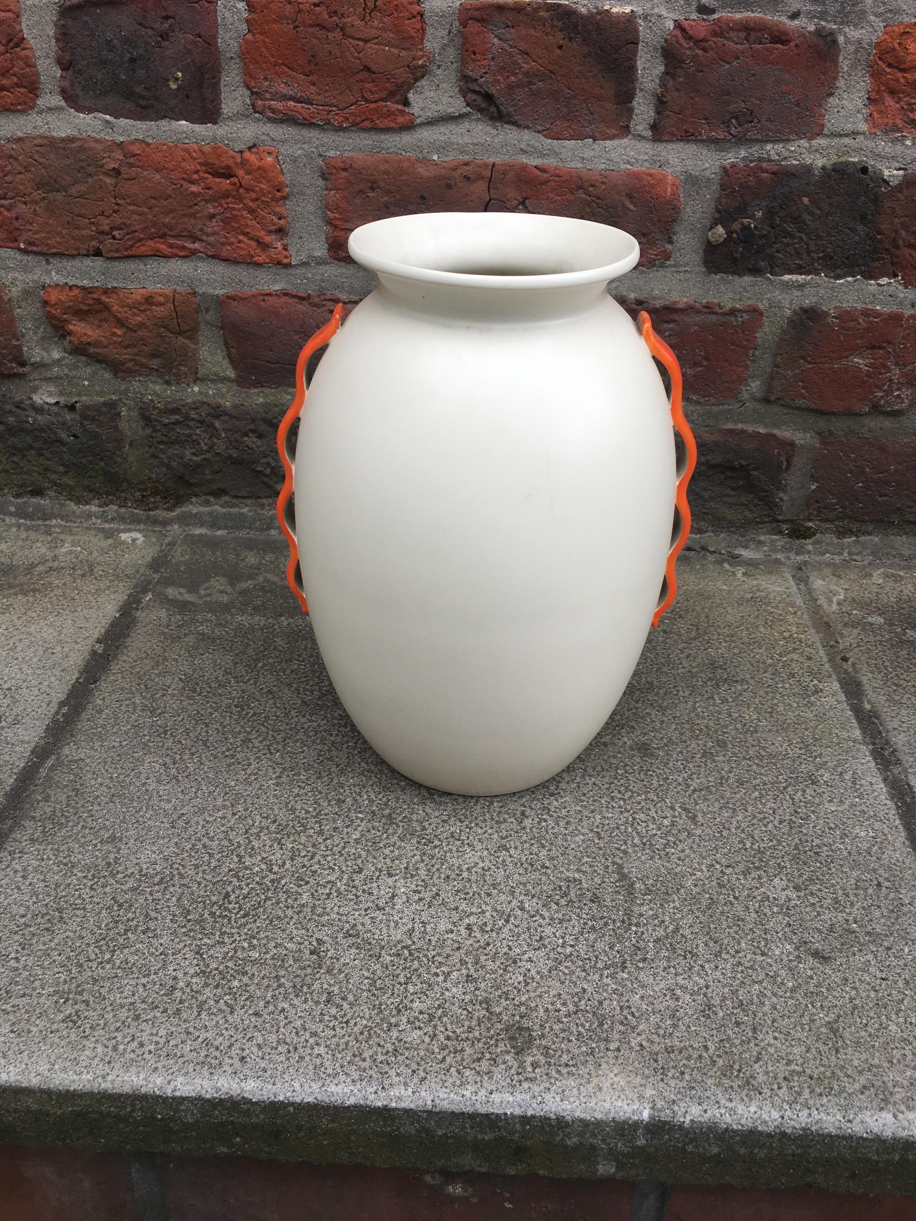 Vaso in ceramica Art Déco, Belgio, 1930 circa In condizioni buone in vendita a Saint-Ouen, FR