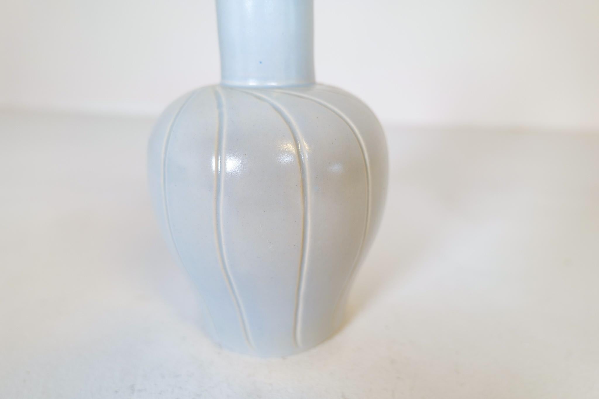 Vase en céramique Art Déco Bo Fajans Ewald Dahlskog, Suède, 1937 Bon état - En vente à Hillringsberg, SE