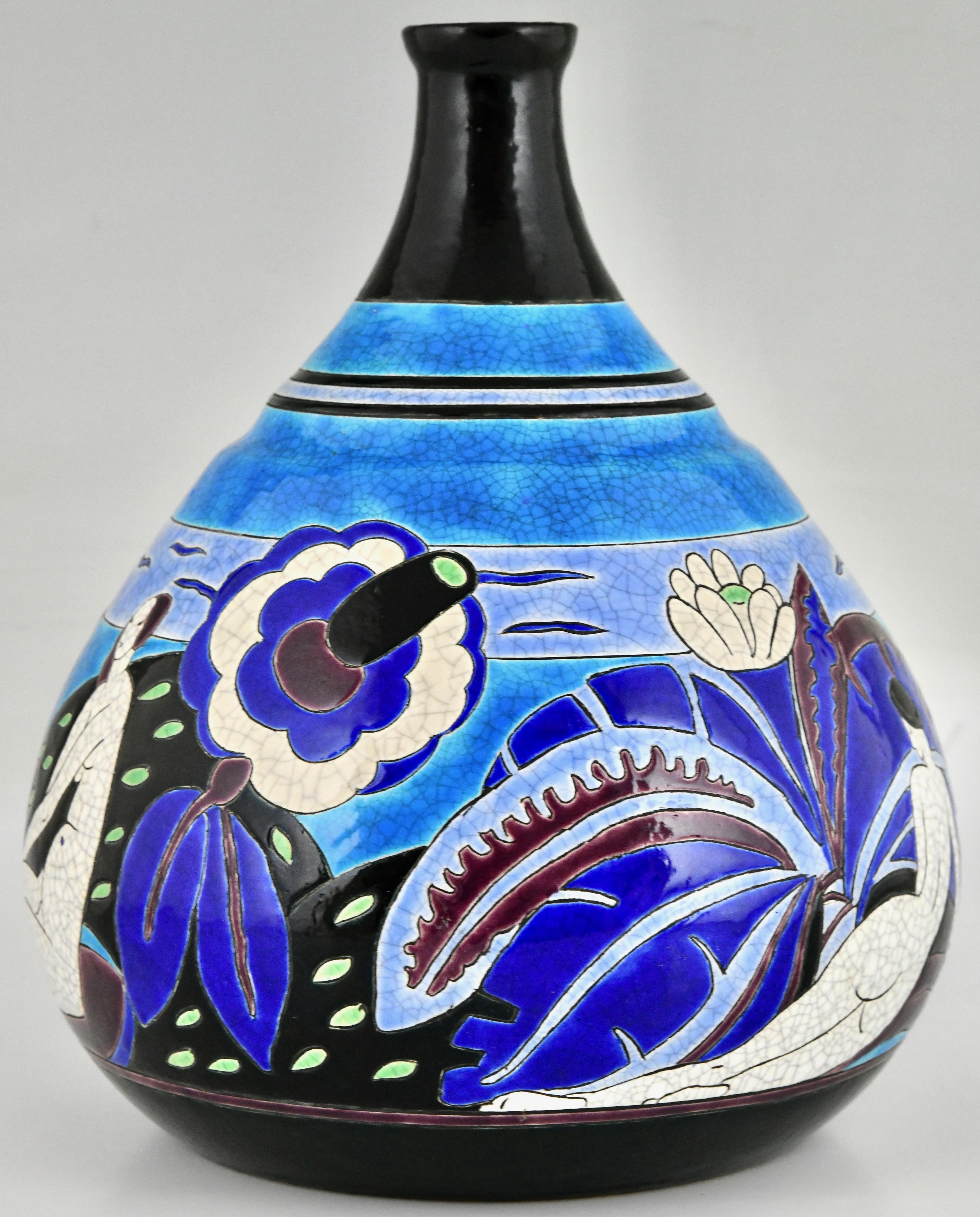 Keramikvase im Art déco-Stil mit Badenden Akten, Baigneuses Primavera Longwy 1925 im Zustand „Gut“ im Angebot in Antwerp, BE