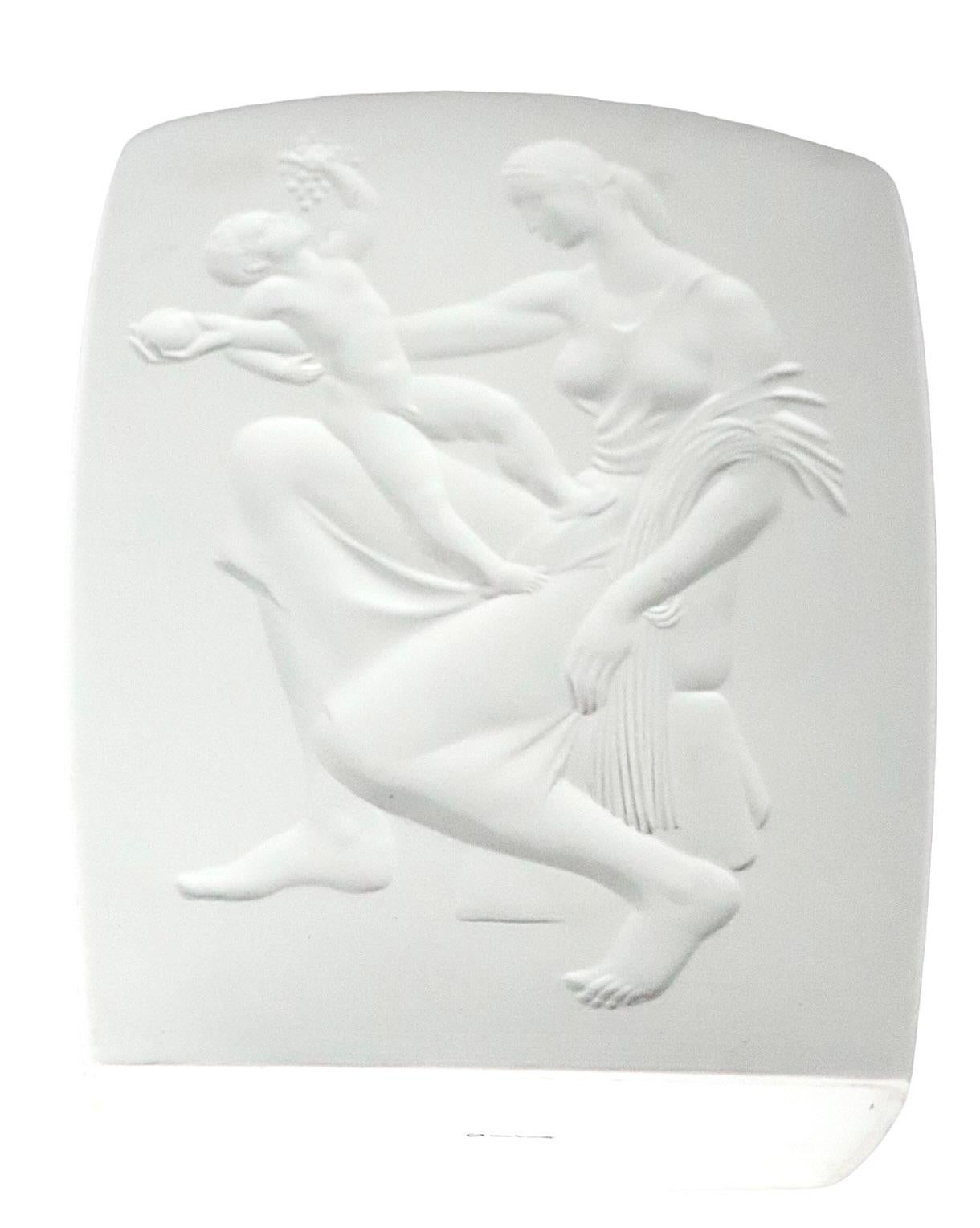 Vase Art Déco en céramique avec scène classique de la mère et du Child att. à Rosenthal  en vente 1