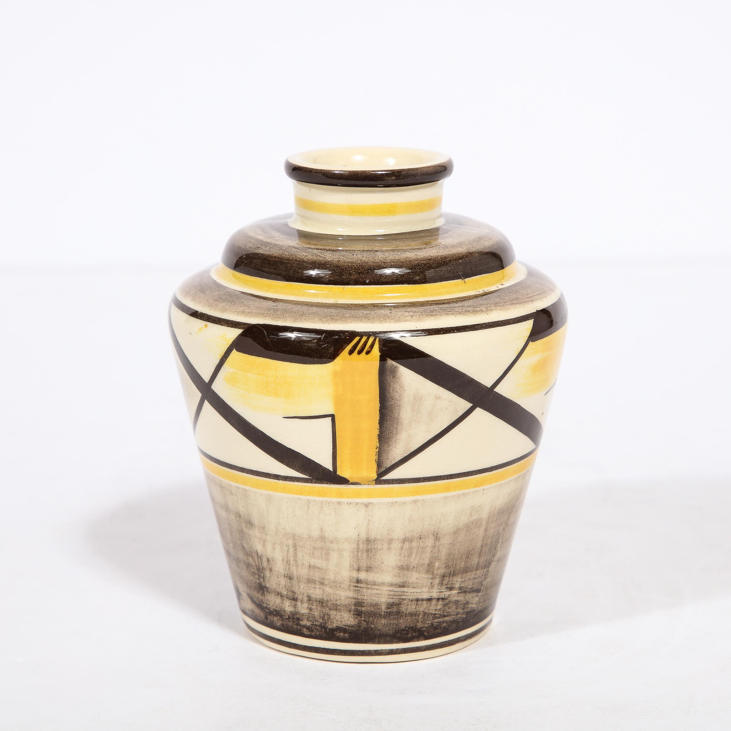 Keramikvase im Art déco-Stil mit handbemalten Details von Arthur Percy für Gefle (Schwedisch) im Angebot