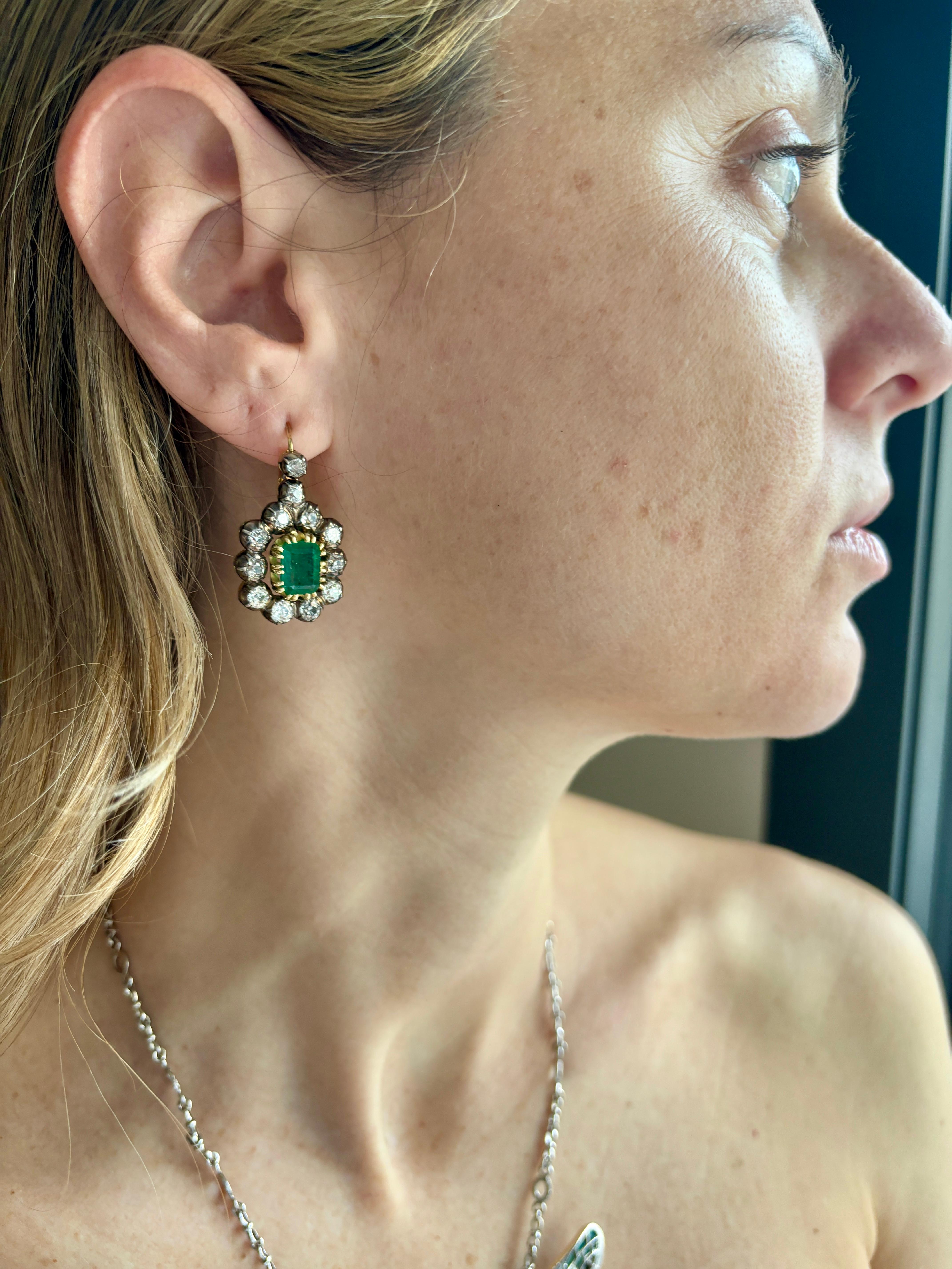 Art Deco Certificate Colombia Emerald Diamond Gold Drop Earrings, 1930s For Sale 9