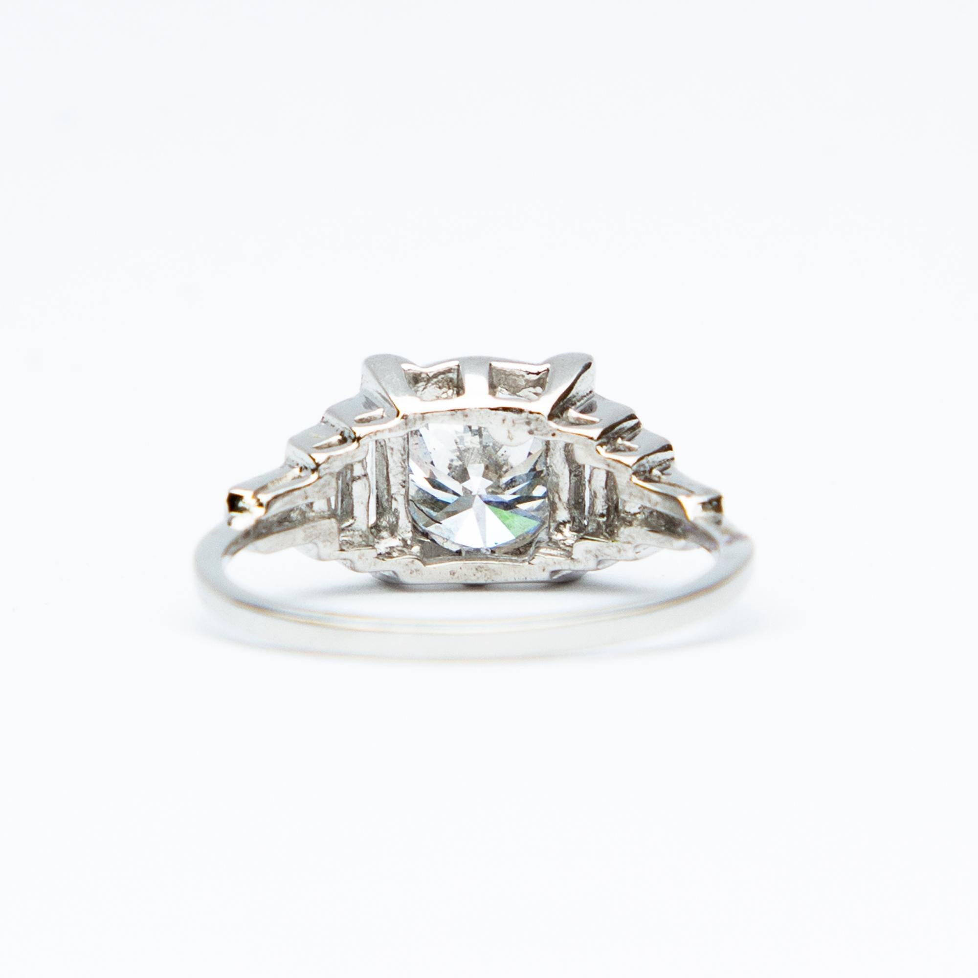 Art Deco Certified 2.15 Carat Diamond Platinum Solitaire Ring In Excellent Condition In Chipping Campden, GB