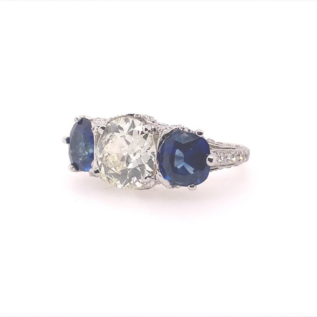 Art Deco Certified 2.48 Carat Natural Old European K VS Diamond Engagement Ring For Sale 4