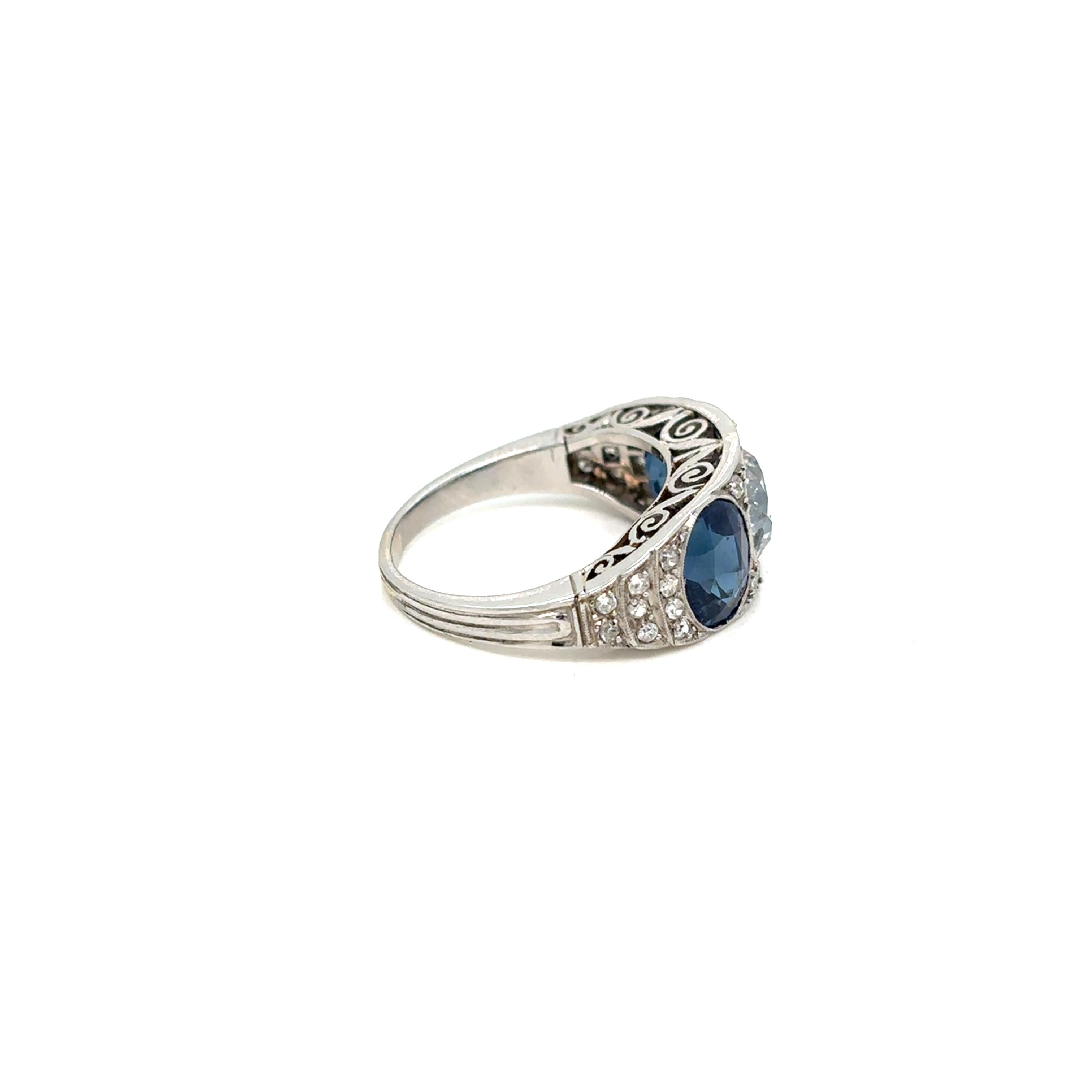Femenino o masculino Anillo de filigrana con placa de diamantes y zafiro natural certificado Art Decó de 4,10 quilates