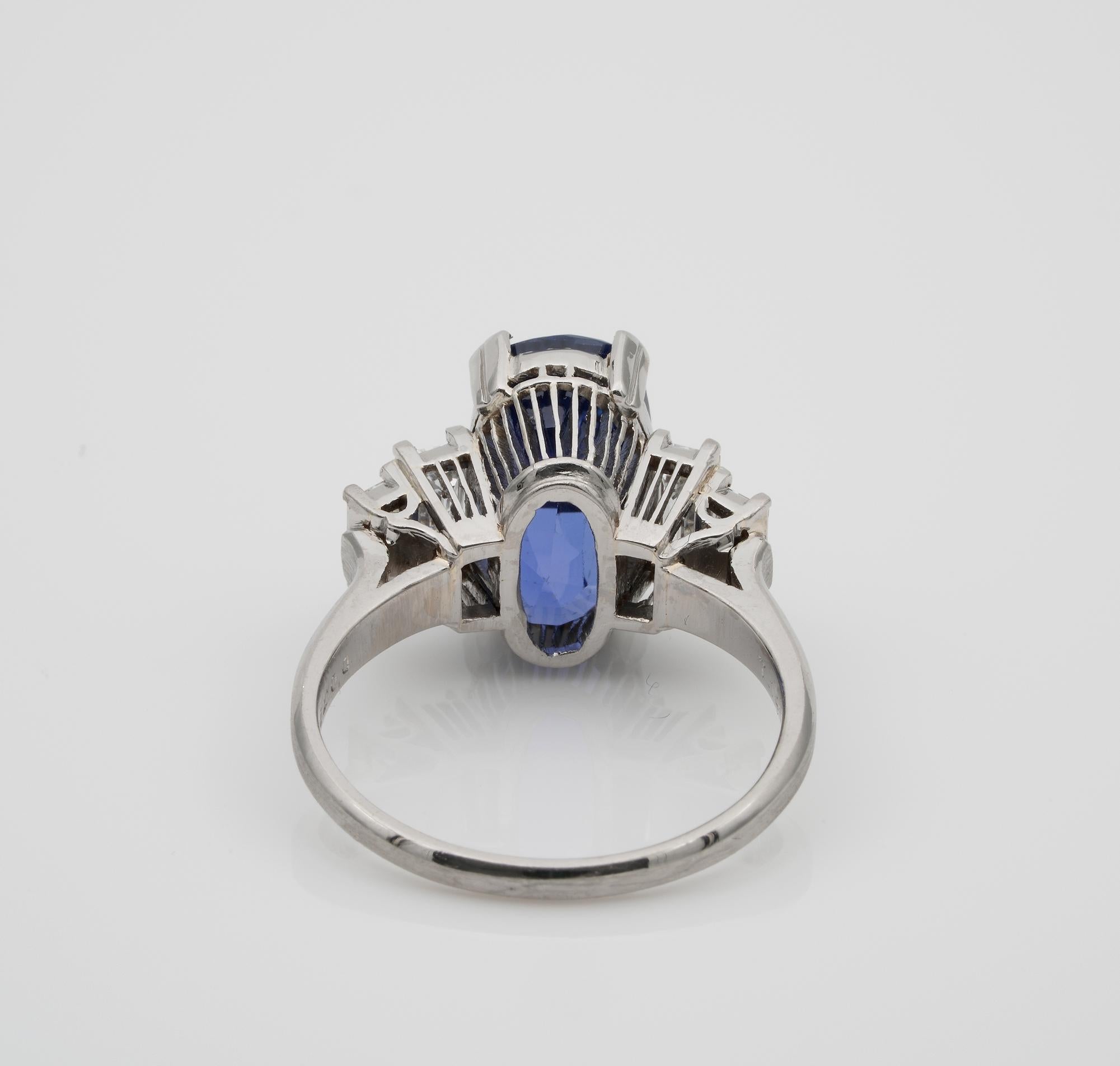 Art Deco Certified 7.14 Ct No Heat Sapphire Diamond Platinum Ring en vente 1