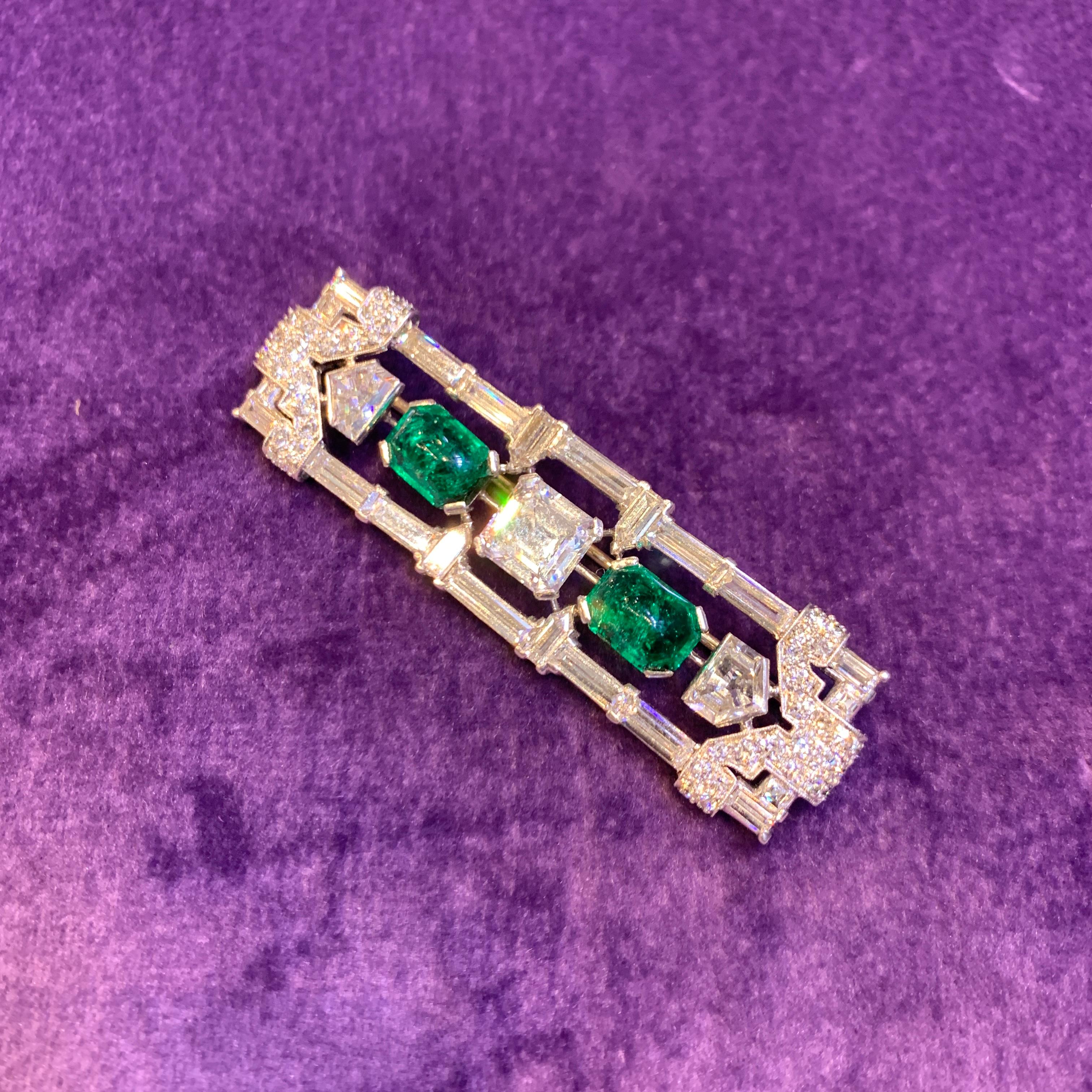 Art Deco Certified Cabochon Emerald & Diamond Brooch For Sale 2