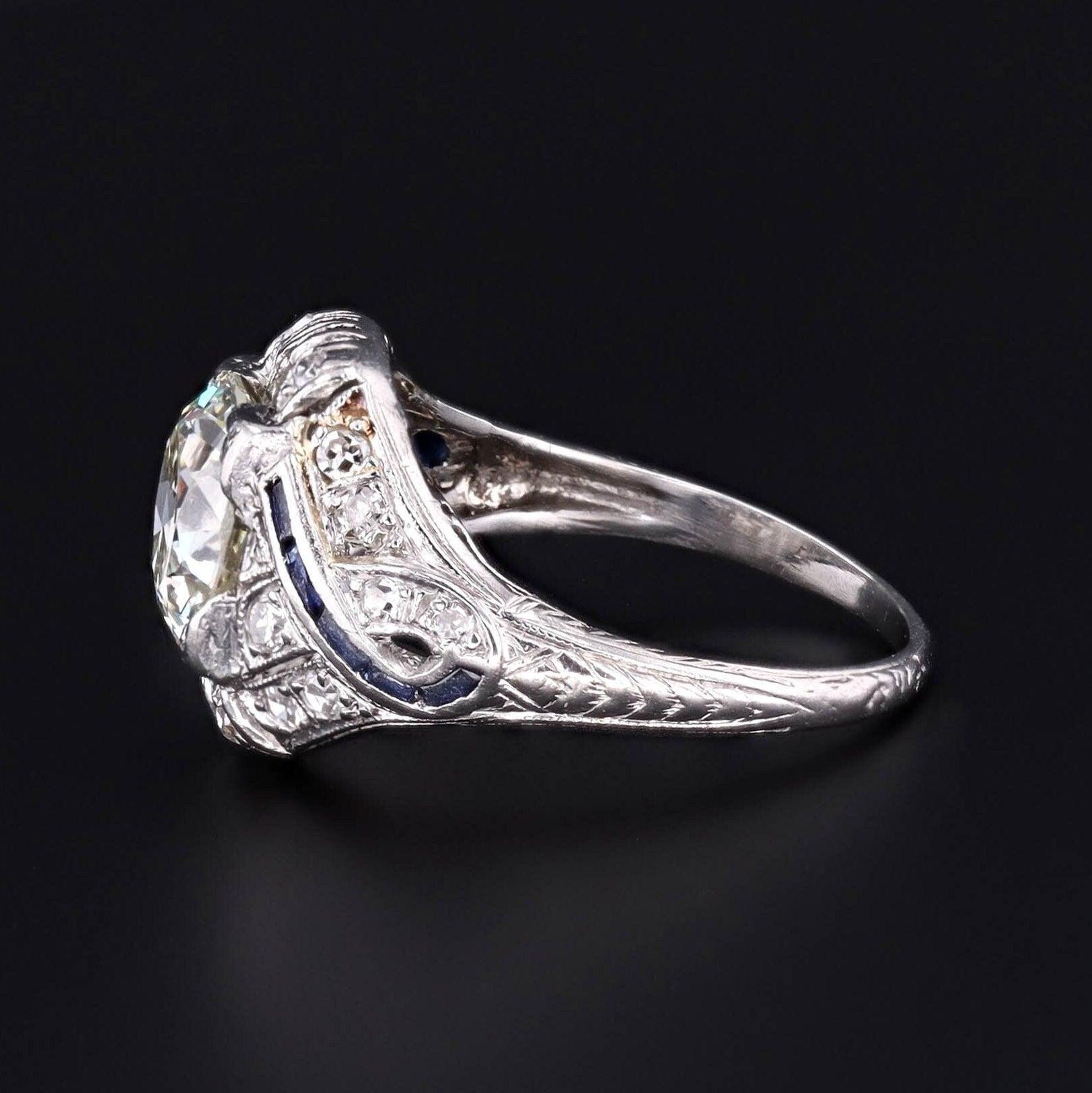 Taille vieille Europe Bague de fiançailles Art déco en platine avec diamant certifié en vente