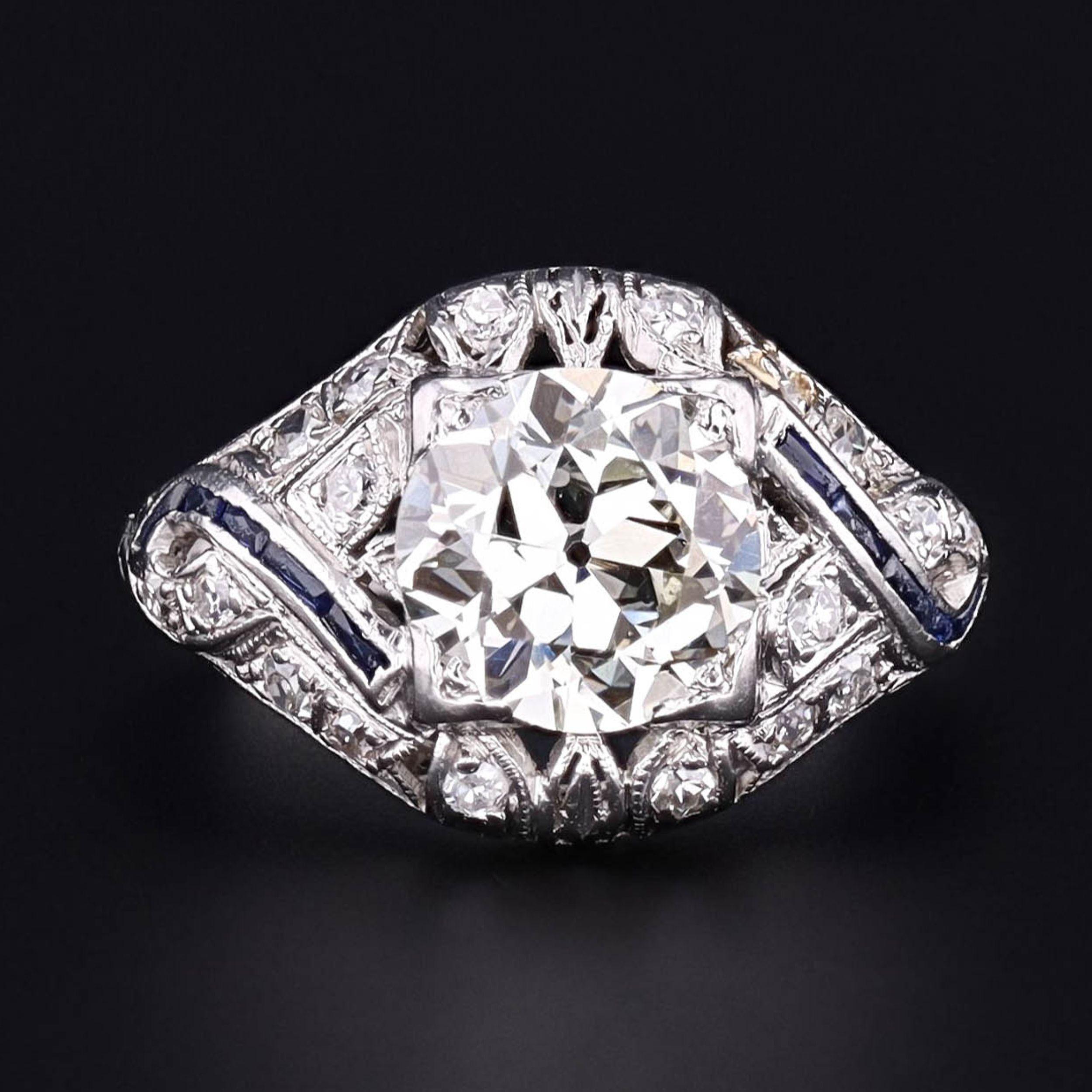 Anello di fidanzamento con diamante certificato Art Deco in platino in vendita