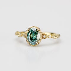 Antik Stil Art Deco 18k Gold Cluster Ring von NOOI JEWELRY