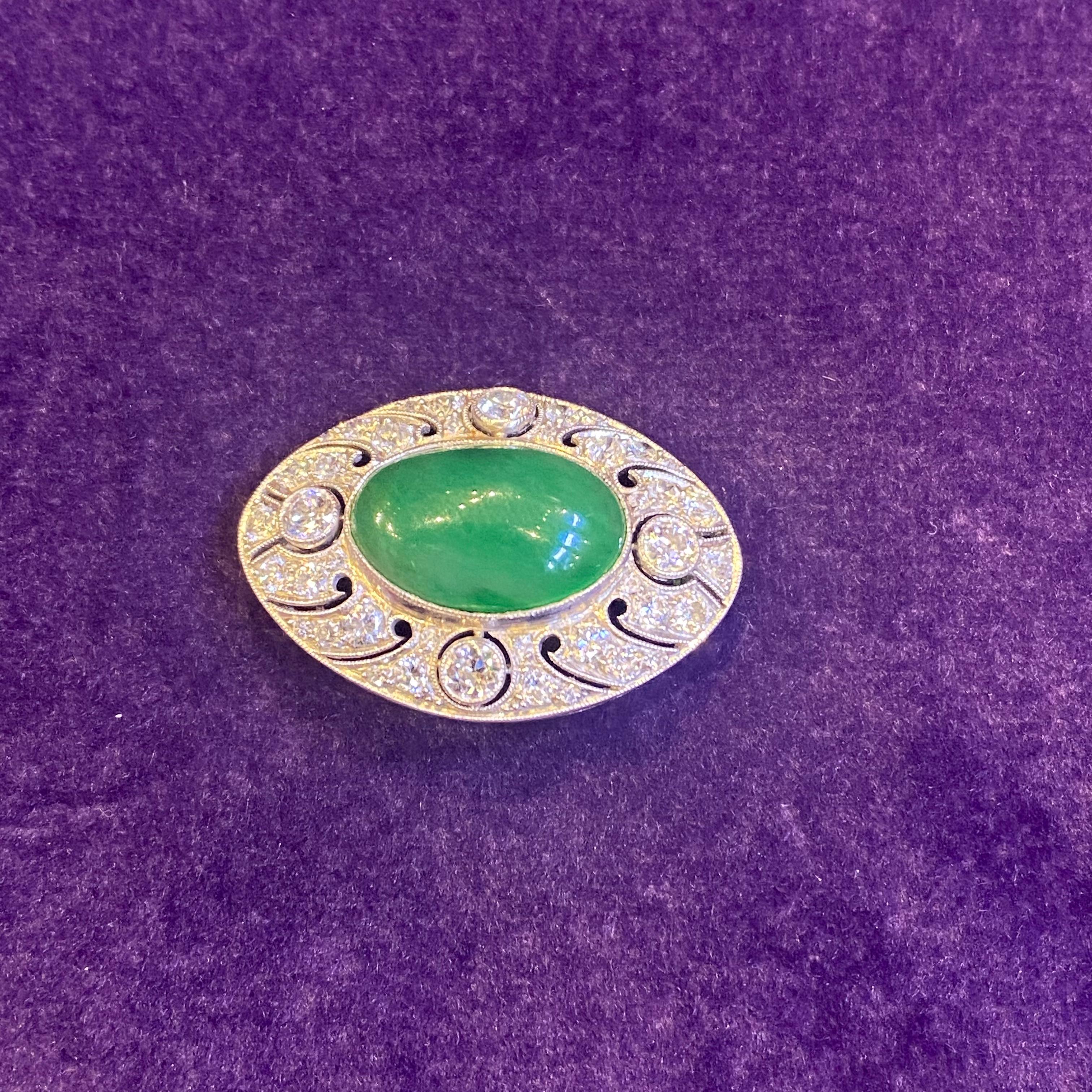 Art Deco Certified Jade & Diamond Brooch For Sale 1