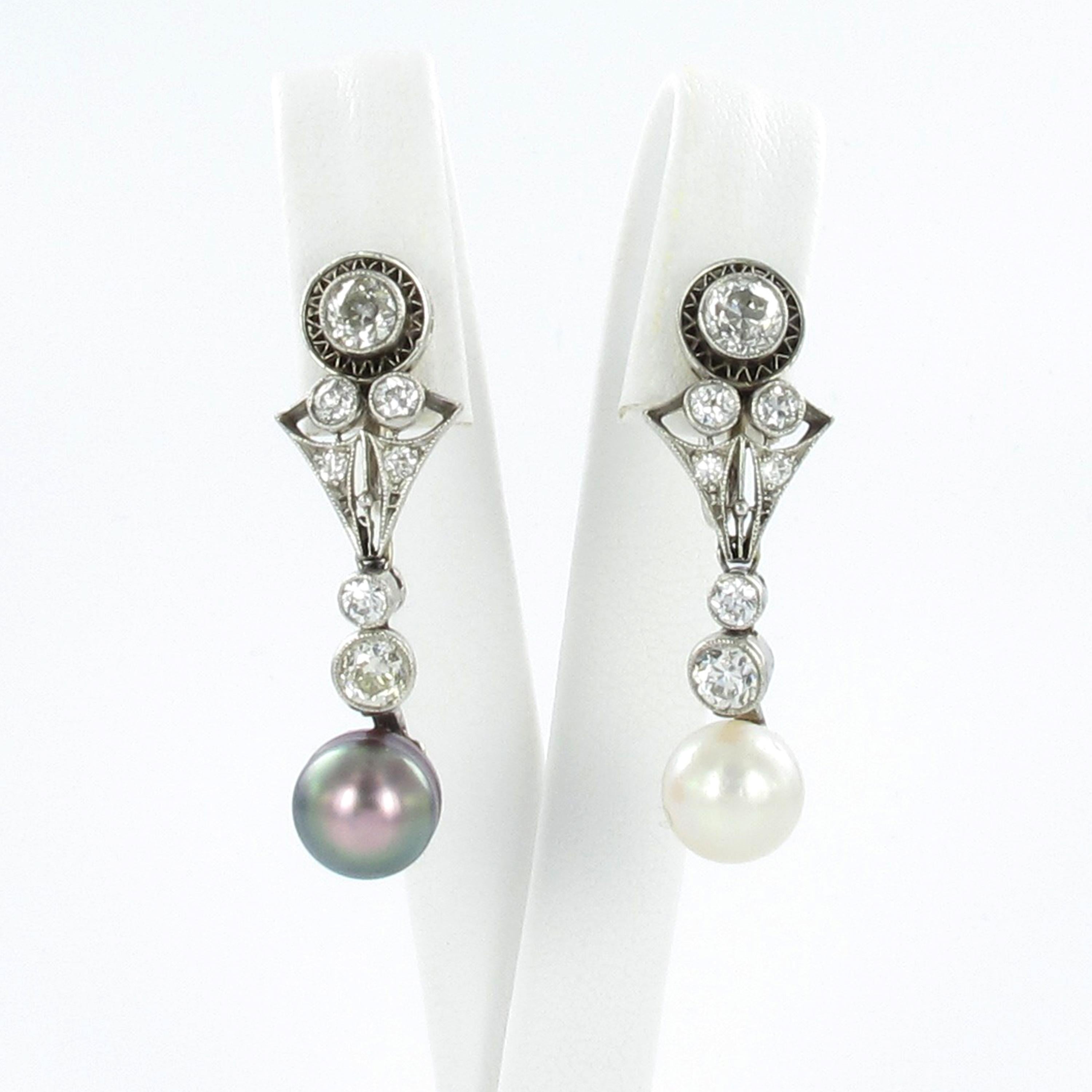 Taille vieille Europe Boucles d'oreilles en goutte Art déco en platine, perles naturelles certifiées et diamants en vente