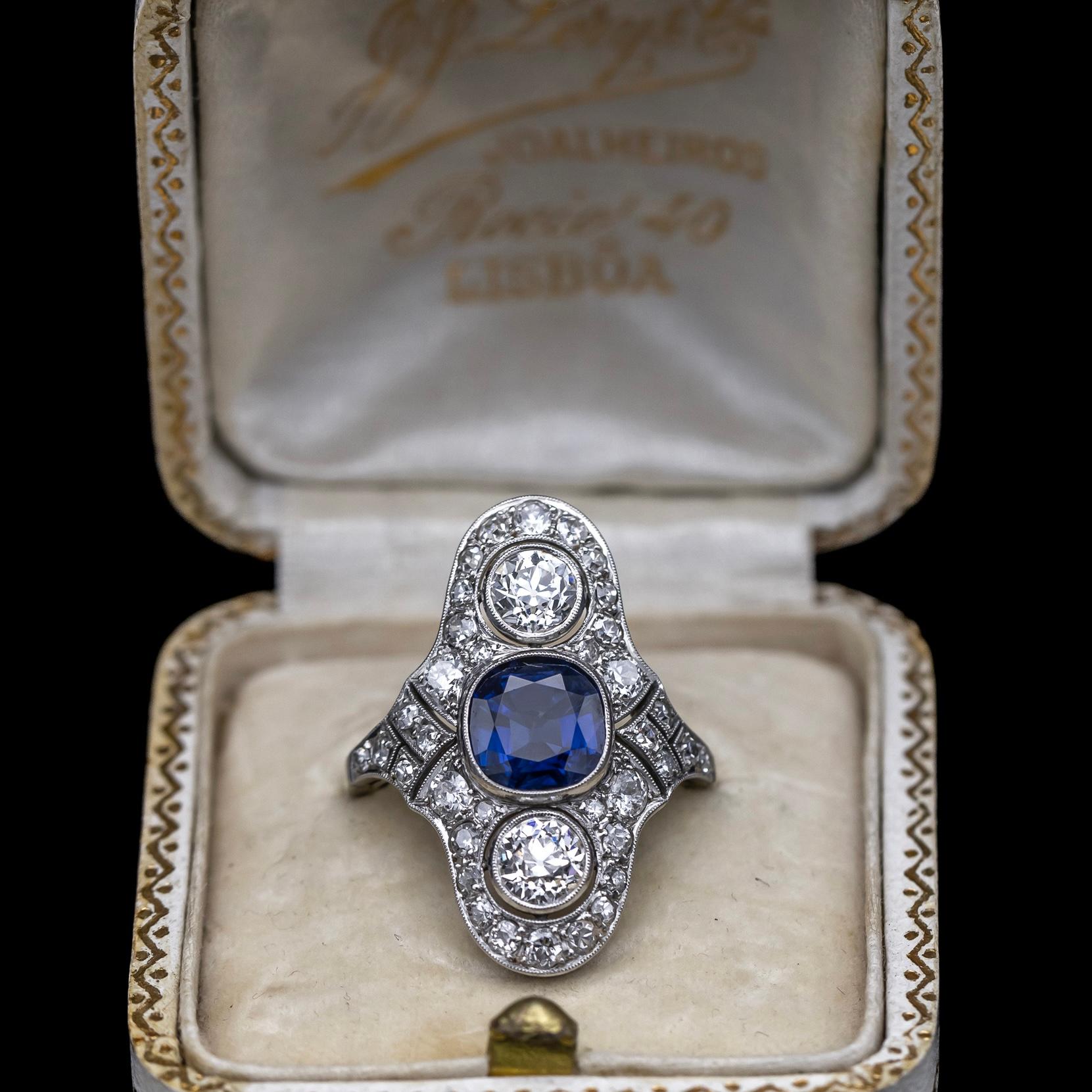 Cushion Cut Art Deco Certified Natural Sapphire Diamond Cocktail Ring Platinum Gold 1930s For Sale