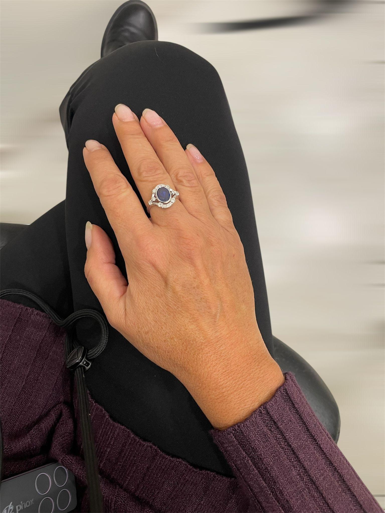 Anello in oro con zaffiro di Birmania certificato senza calore Art Deco in vendita 6
