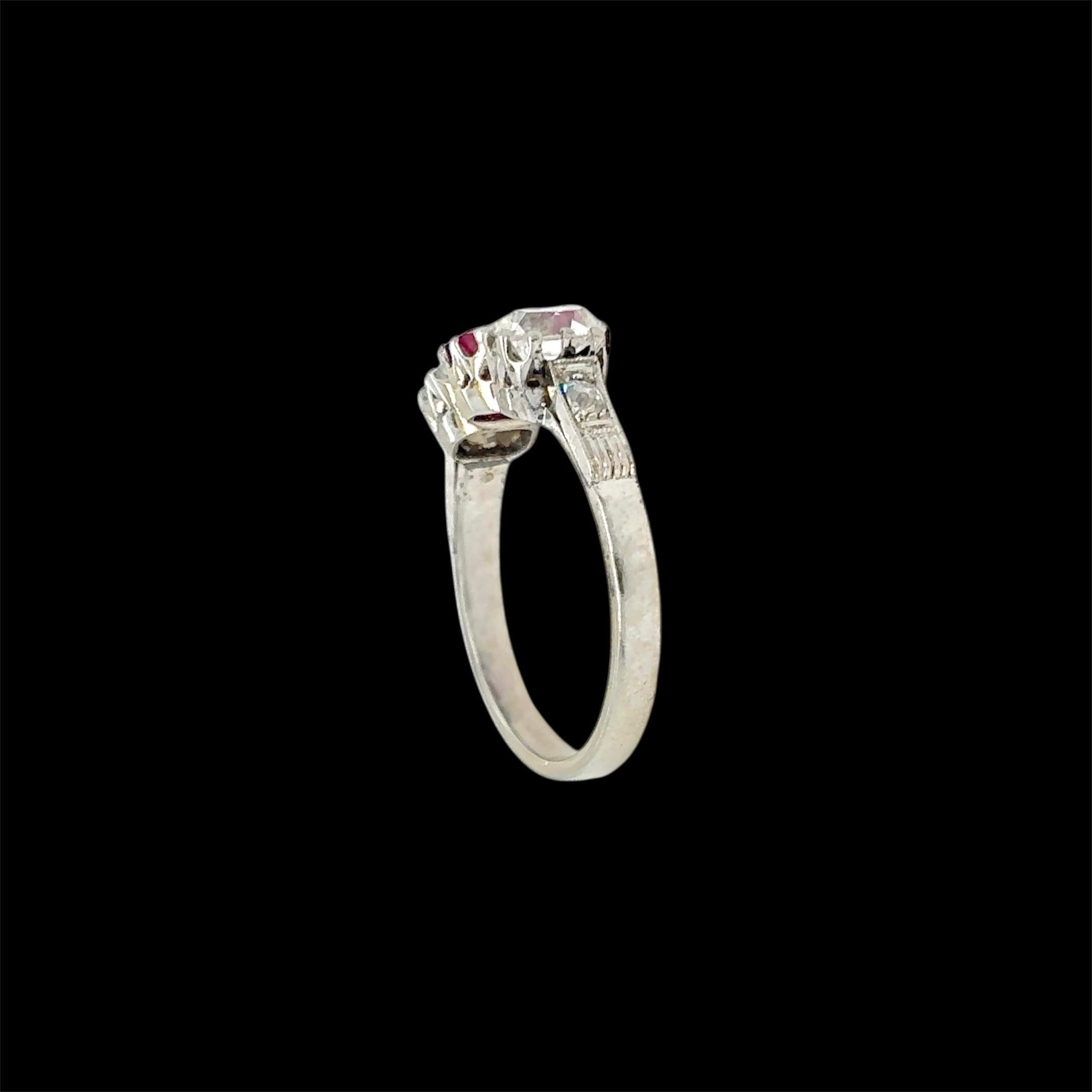 Anello d'oro con diamante e rubino birmano non riscaldato certificato Art Deco in vendita 2