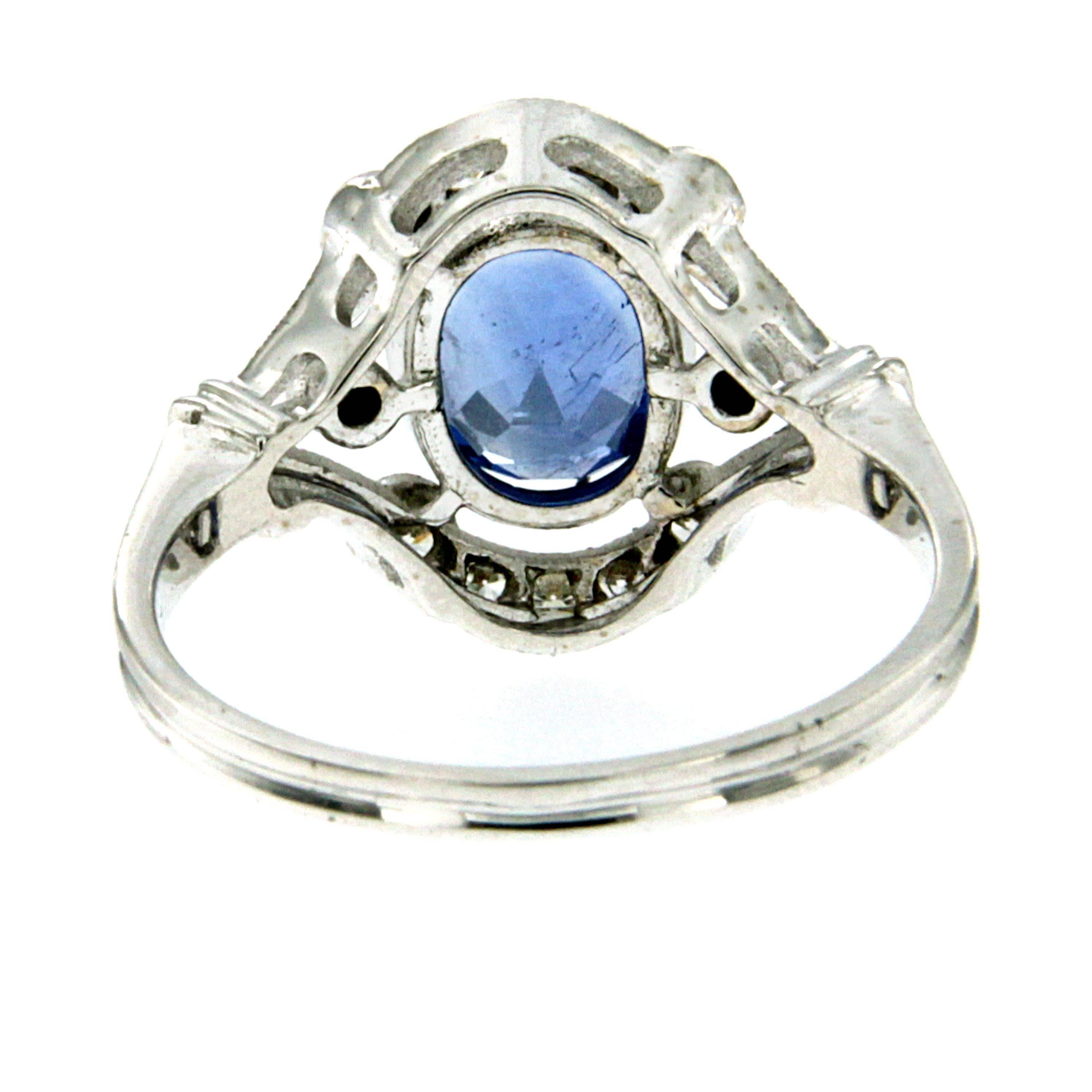 Art Deco Ceylon Sapphire Diamond Gold Ring In Excellent Condition In Napoli, Italy