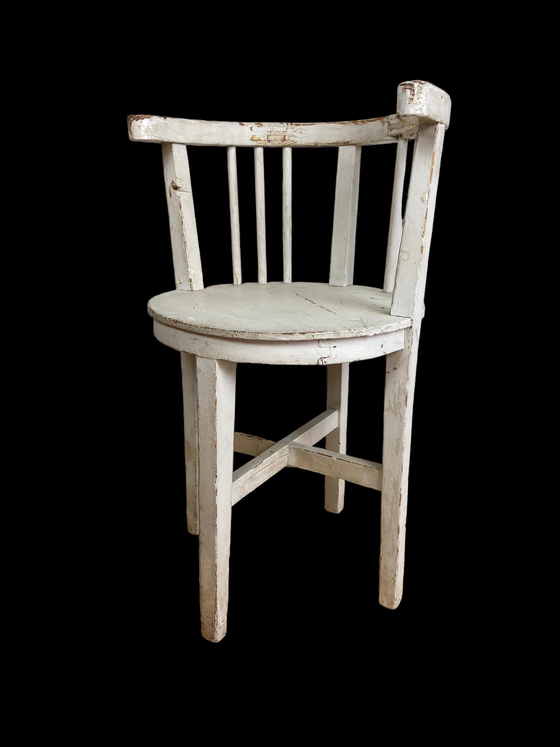 Art-déco-Stuhl in Weiß (Holz) im Angebot