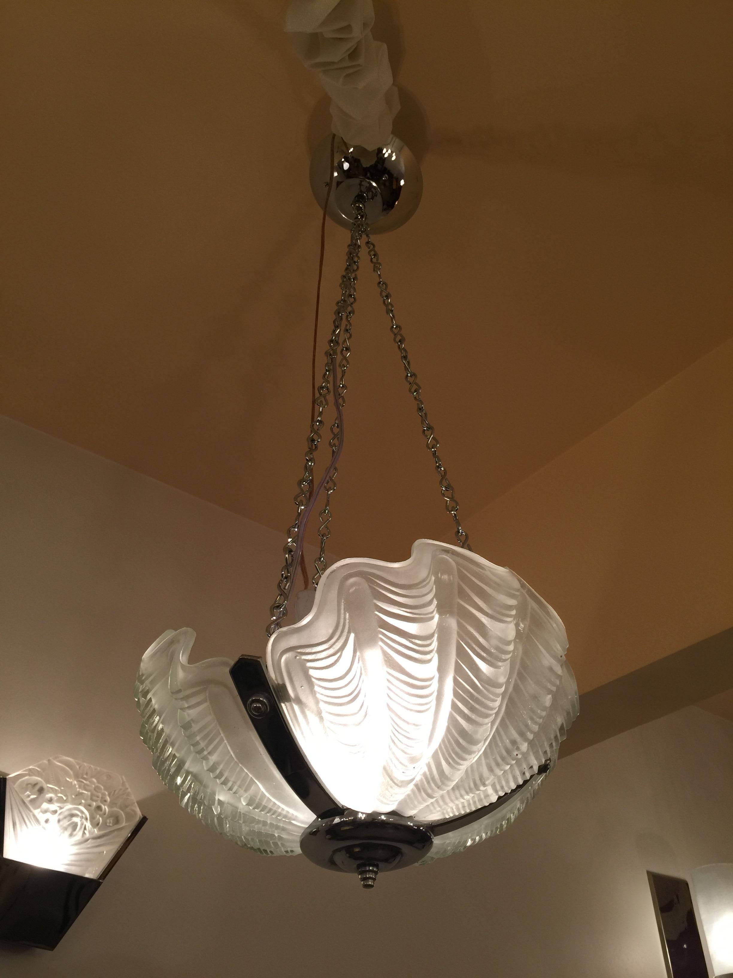 French Art Deco Chandelier, 1920 in Glass and Chrome For Sale