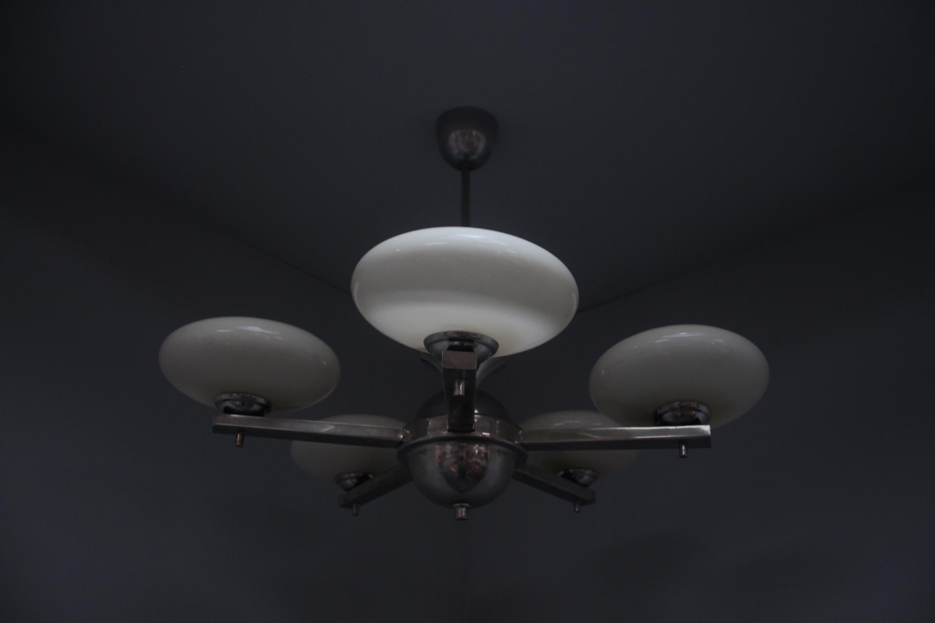 Lampadario Art Deco  Anni '30, Cecoslovacchia in vendita 11